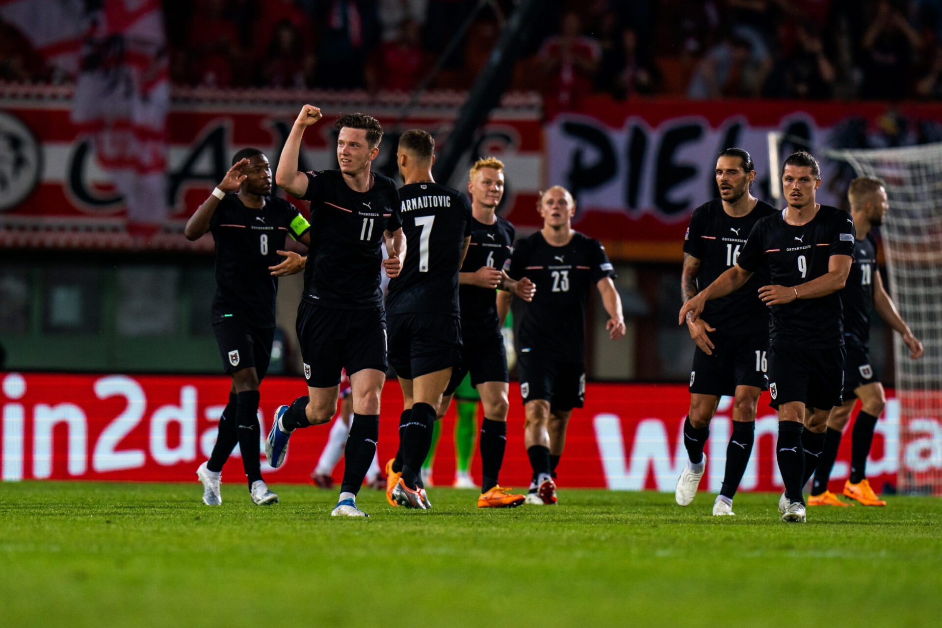 D&eacute;faite par le Danemark, l'Autriche avait pourtant ouvert la marque. Icon Sport