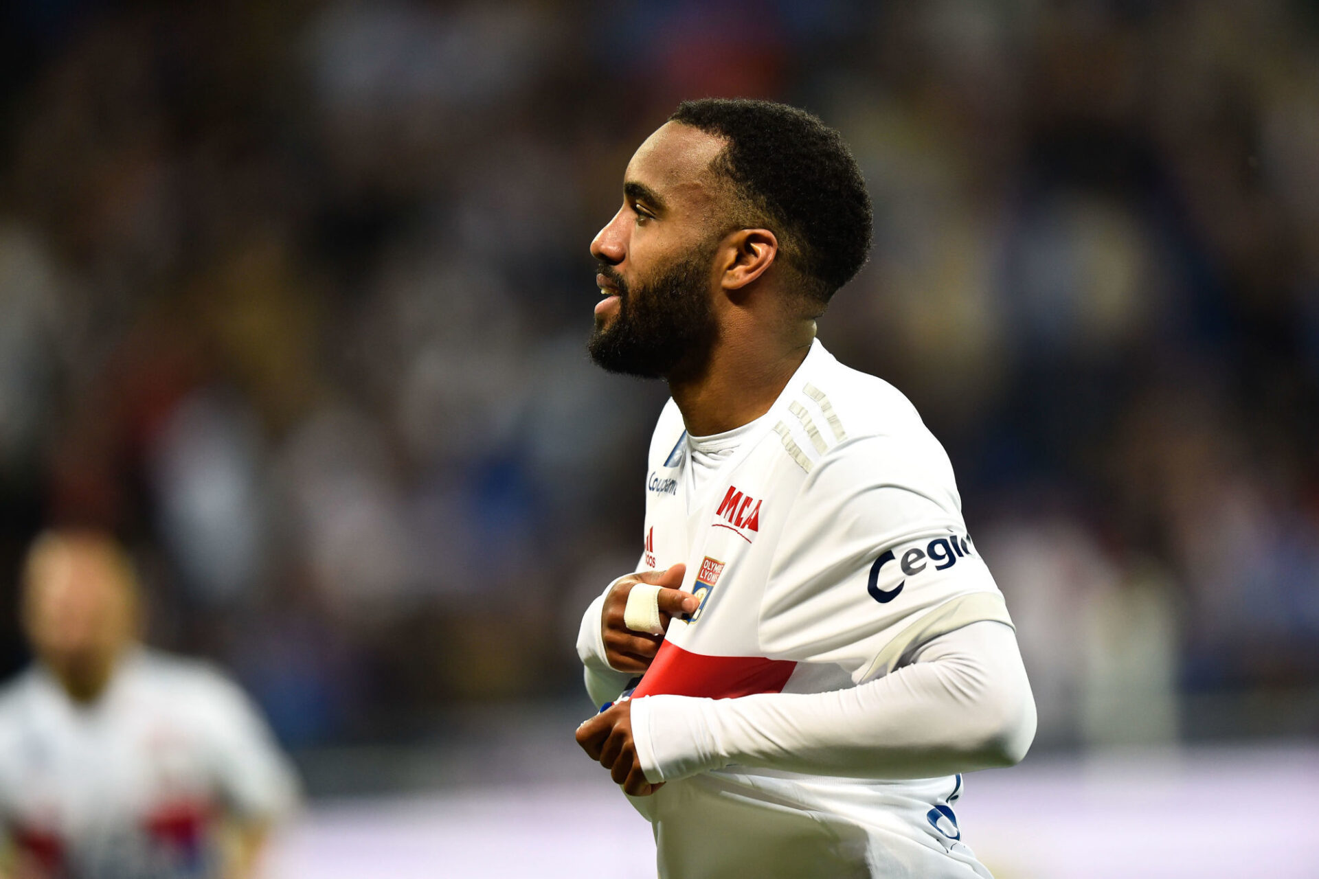 Alexandre Lacazette sous le maillot de l'OL (iconsport)