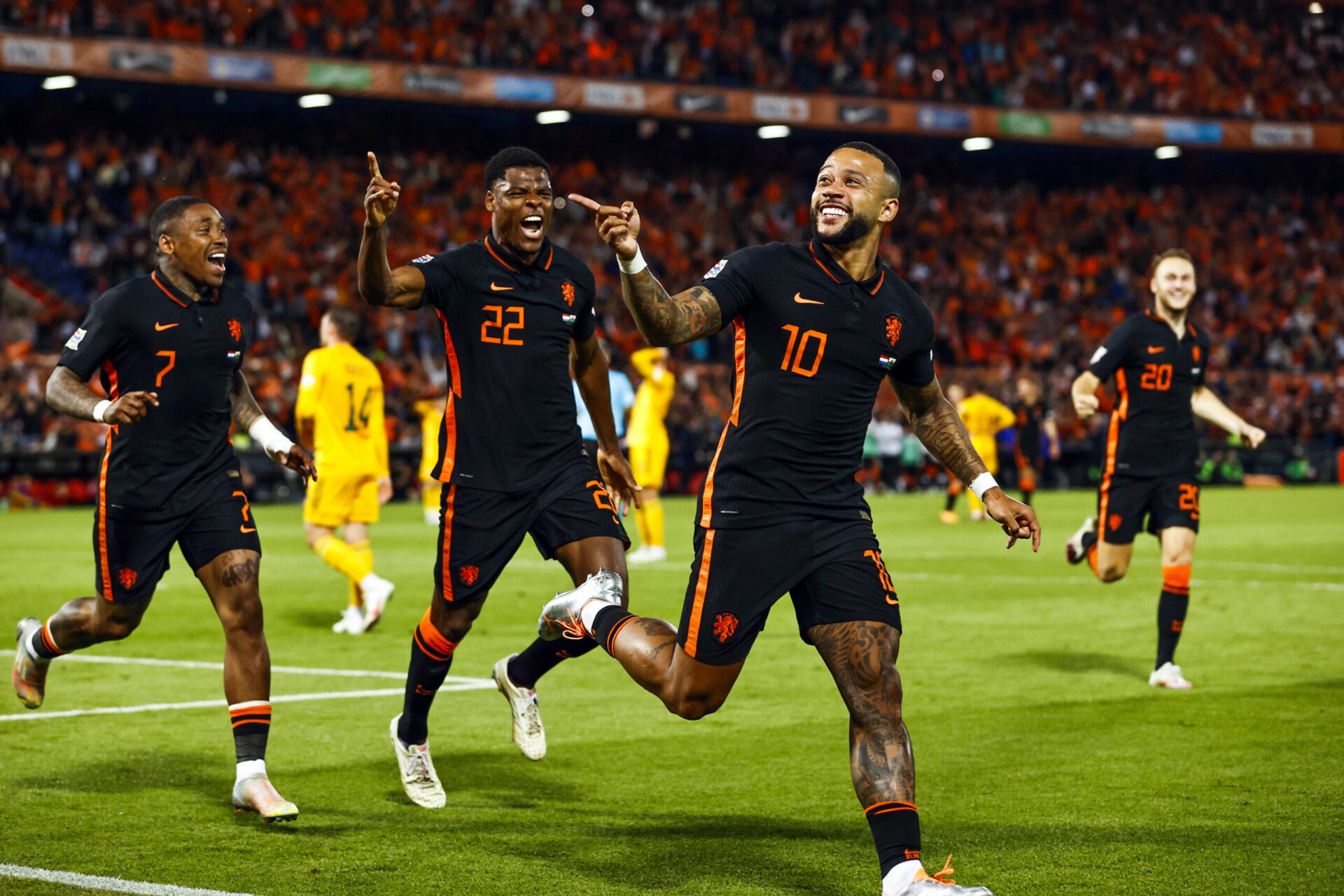 Puisque la Coupe du monde approche, Depay va devoir rapidement faire un choix ! (Iconsport)