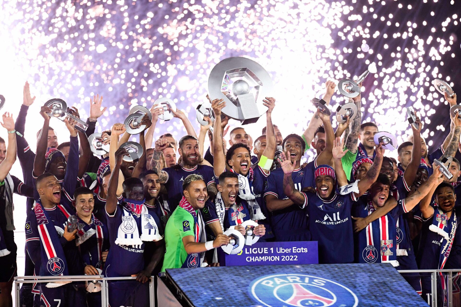 Apr&egrave;s la f&ecirc;te, le temps des inqui&eacute;tudes pour le PSG ? (Iconsport)