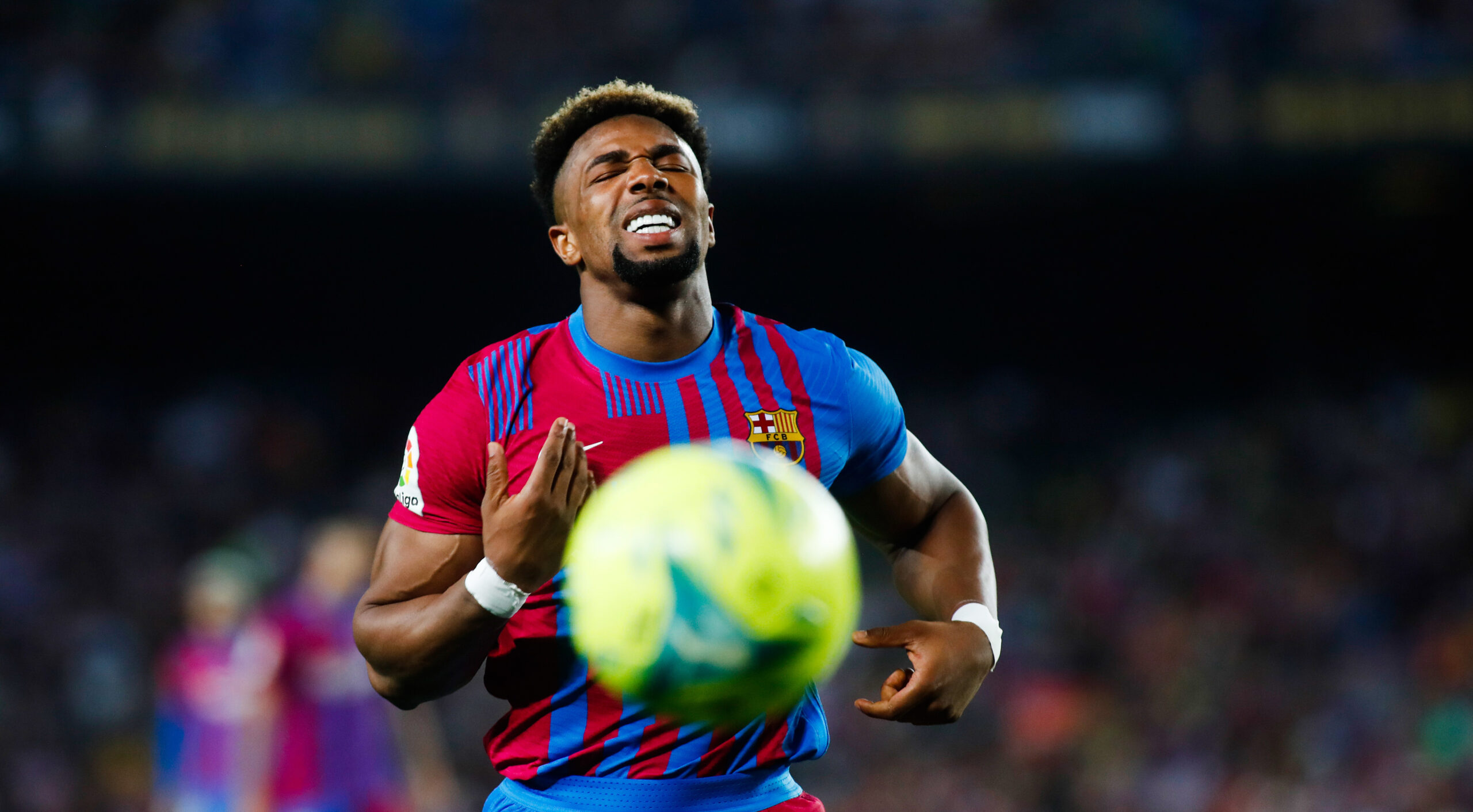 Mercato : de Jong quitte le Barça, Adama Traoré aussi