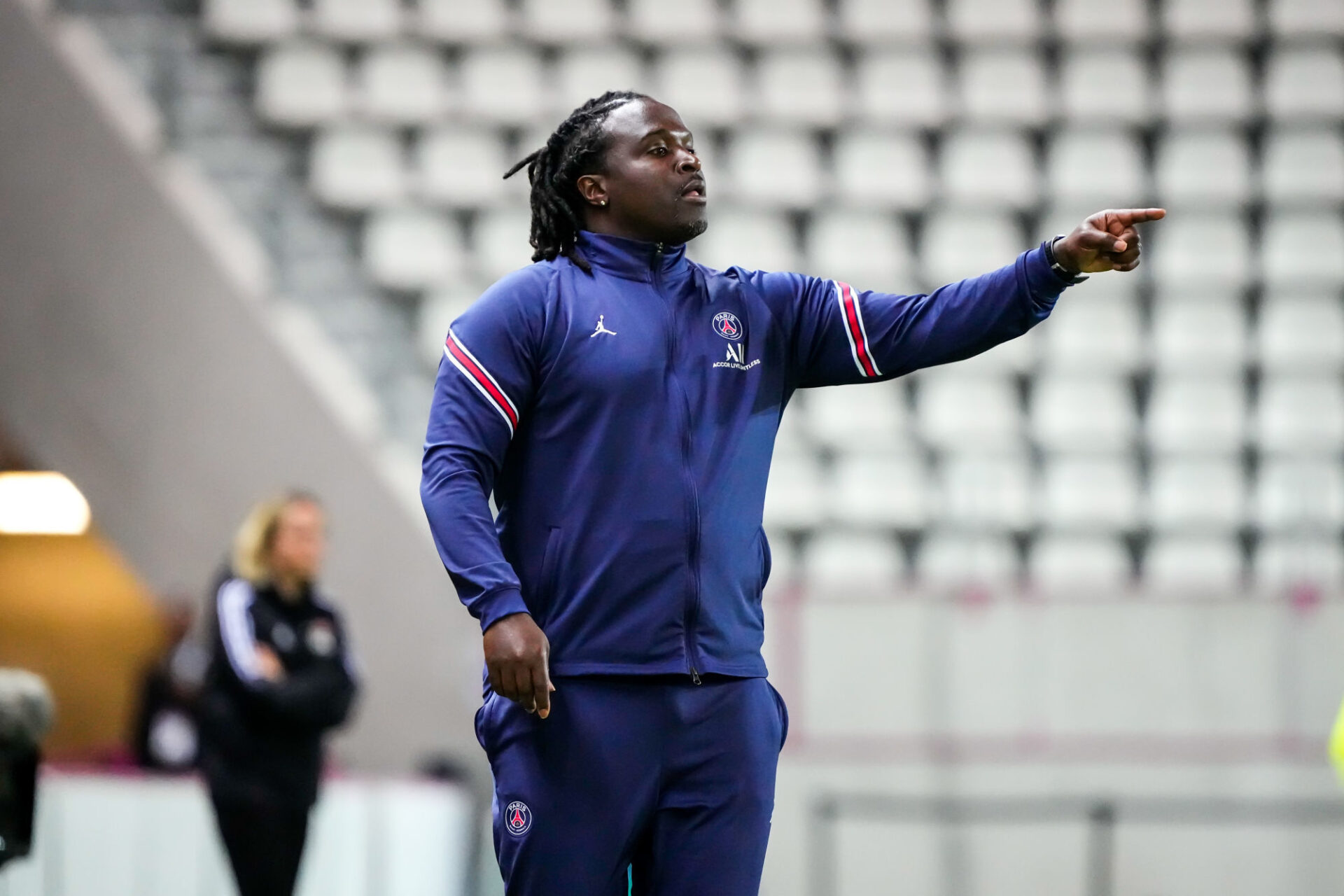 Bernard Mendy futur entraineur du PSG ? (iconsport) Bernard Mendy futur entraineur du PSG ? (iconsport)