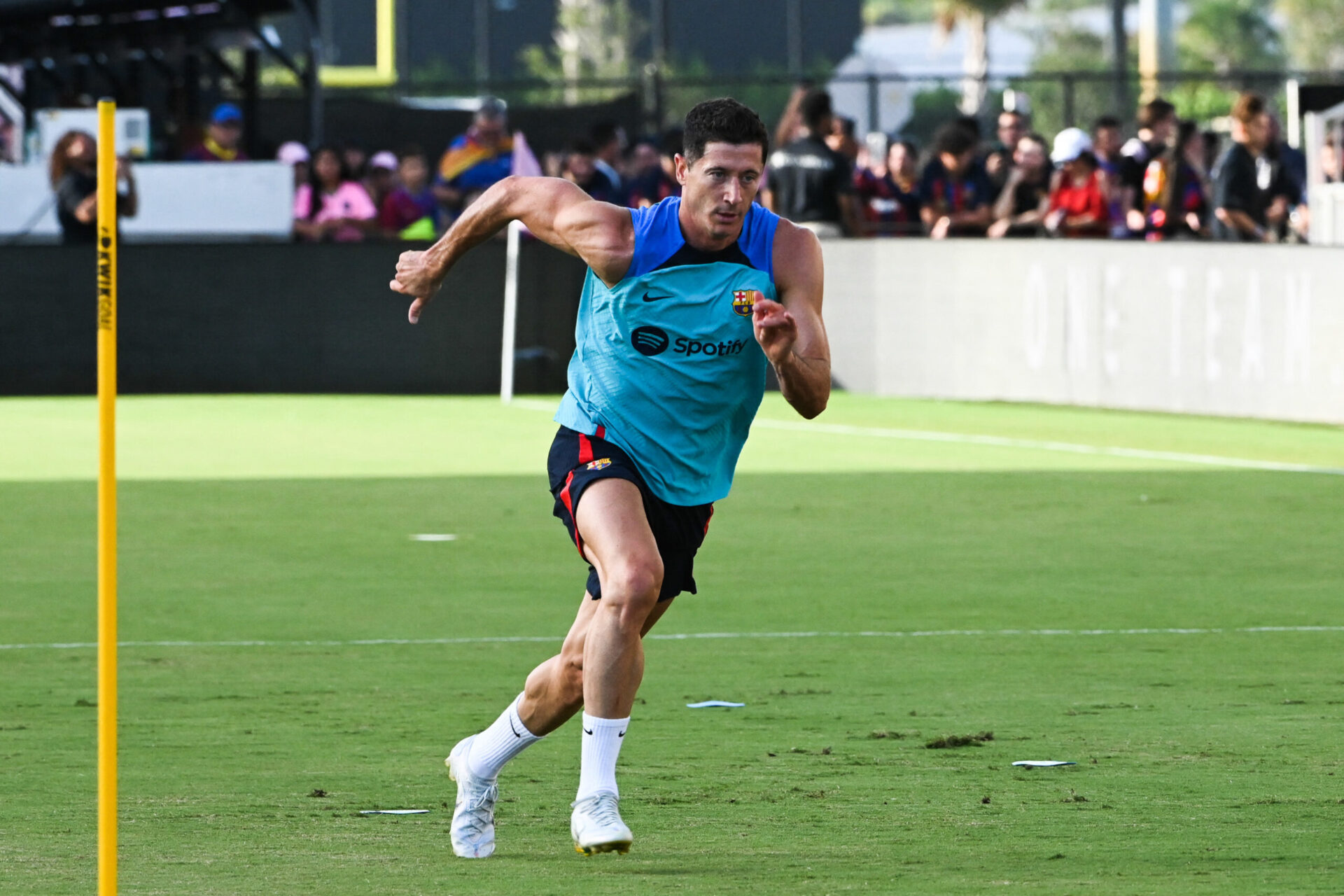 Robert Lewandowski, &agrave; l'entra&icirc;nement avec le FC Barcelone. Icon Sport