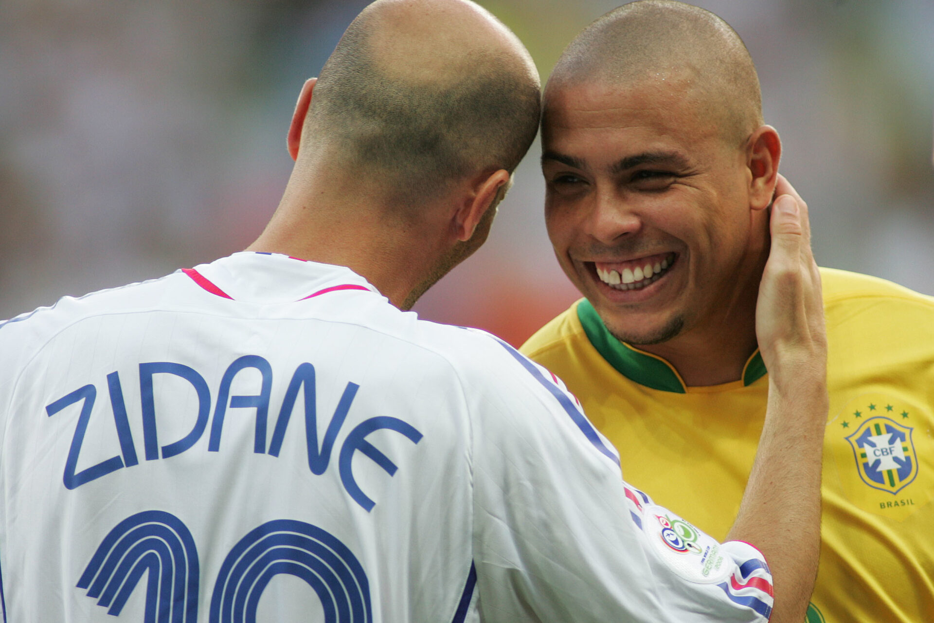 Ronaldo, ici avec le Br&eacute;sil face &agrave; la France de Zidane (Icon Sport)