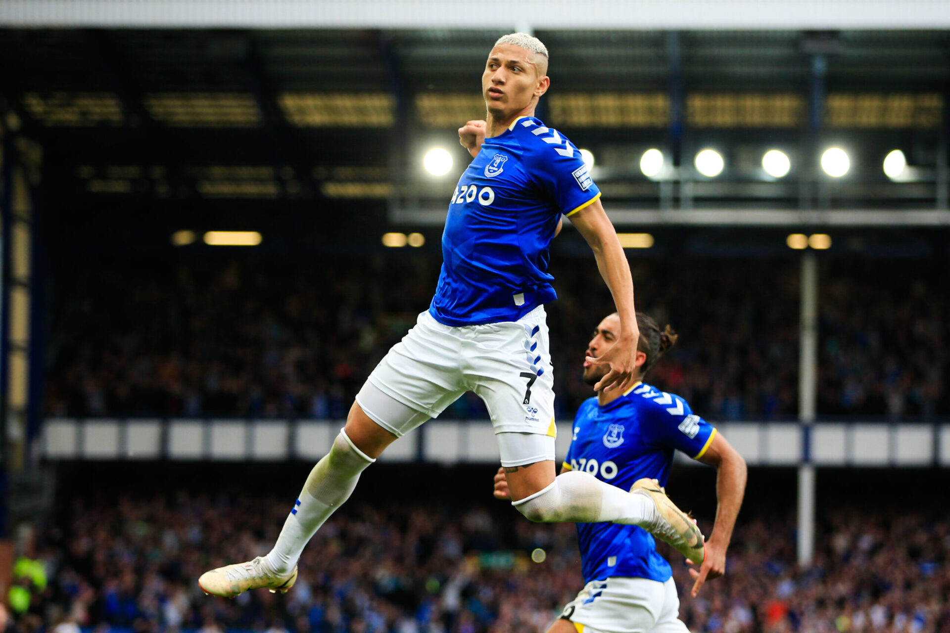 Tottenham a sorti le ch&eacute;quier pour convaincre Everton de l&acirc;cher Richarlison (iconsport)