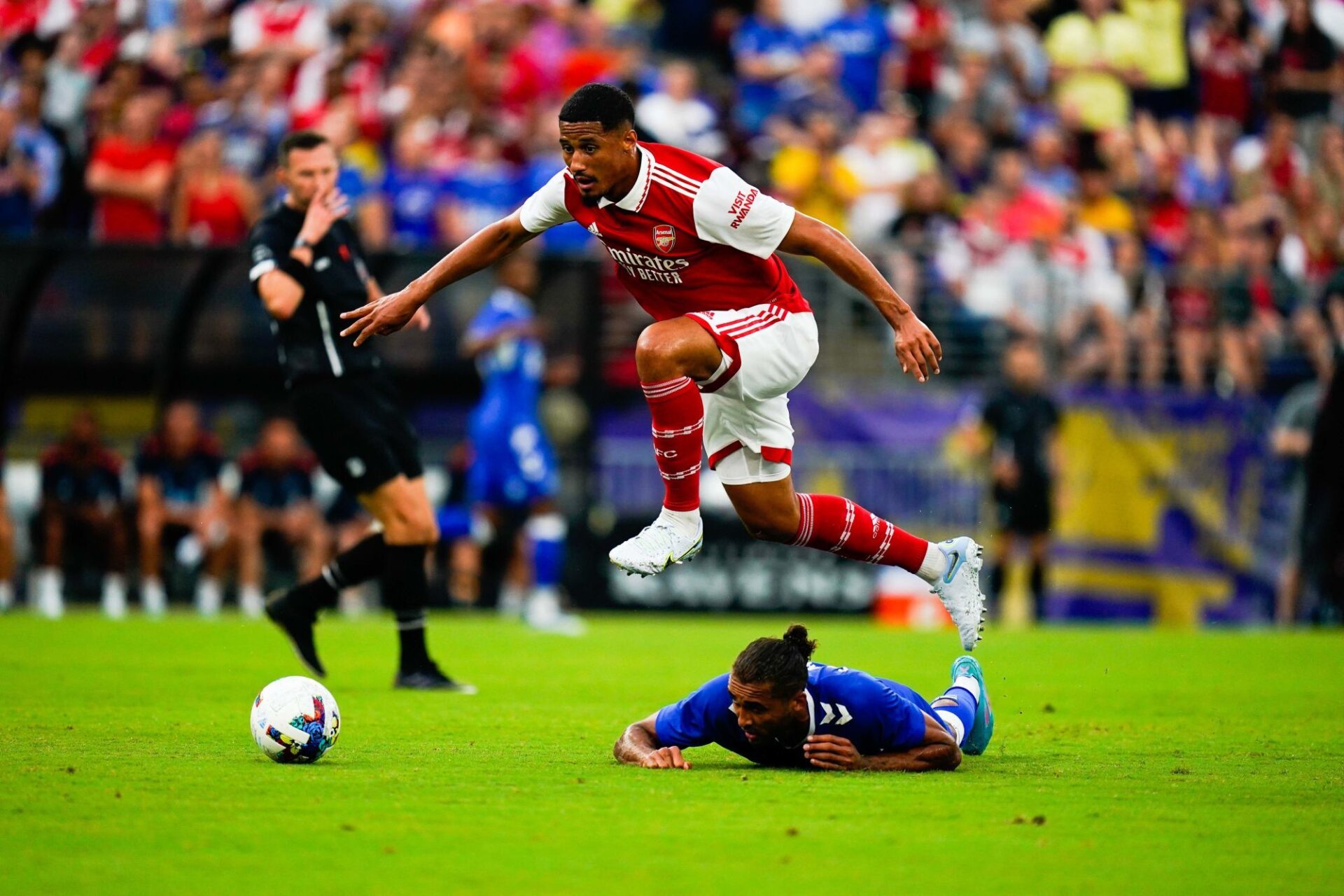 William Saliba sous les couleurs d'Arsenal (iconsport) William Saliba sous les couleurs d'Arsenal (iconsport)
