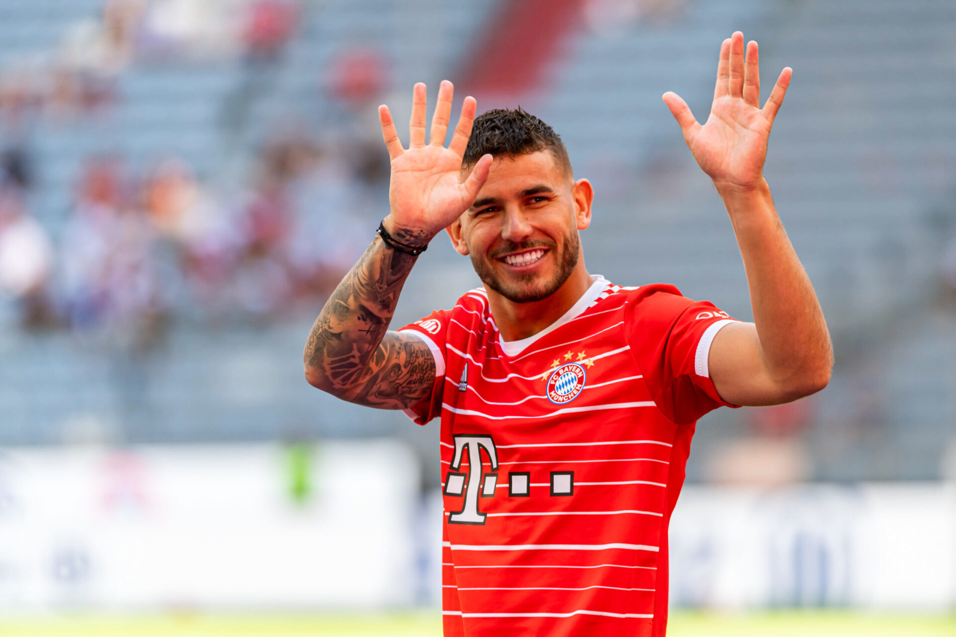 Lucas Hernandez lors de la pr&eacute;sentation de l'&eacute;quipe du Bayern Munich (Icon sport)