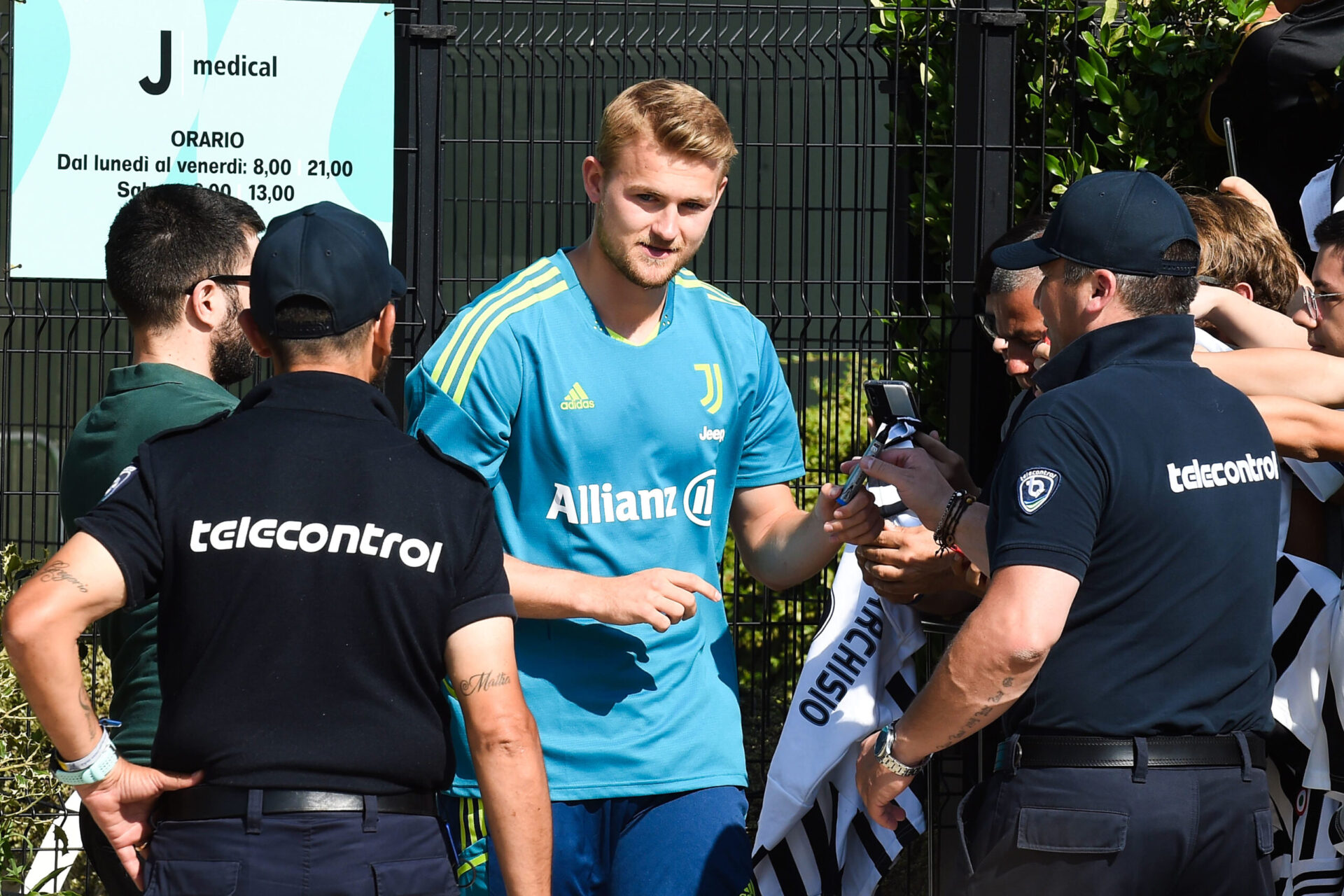 Cette fois, c'est la bonne. Matthijs de Ligt signe un contrat de 5 ans avec le Bayern (Iconsport) Cette fois, c'est la bonne. Matthijs de Ligt signe un contrat de 5 ans avec le Bayern (Iconsport)