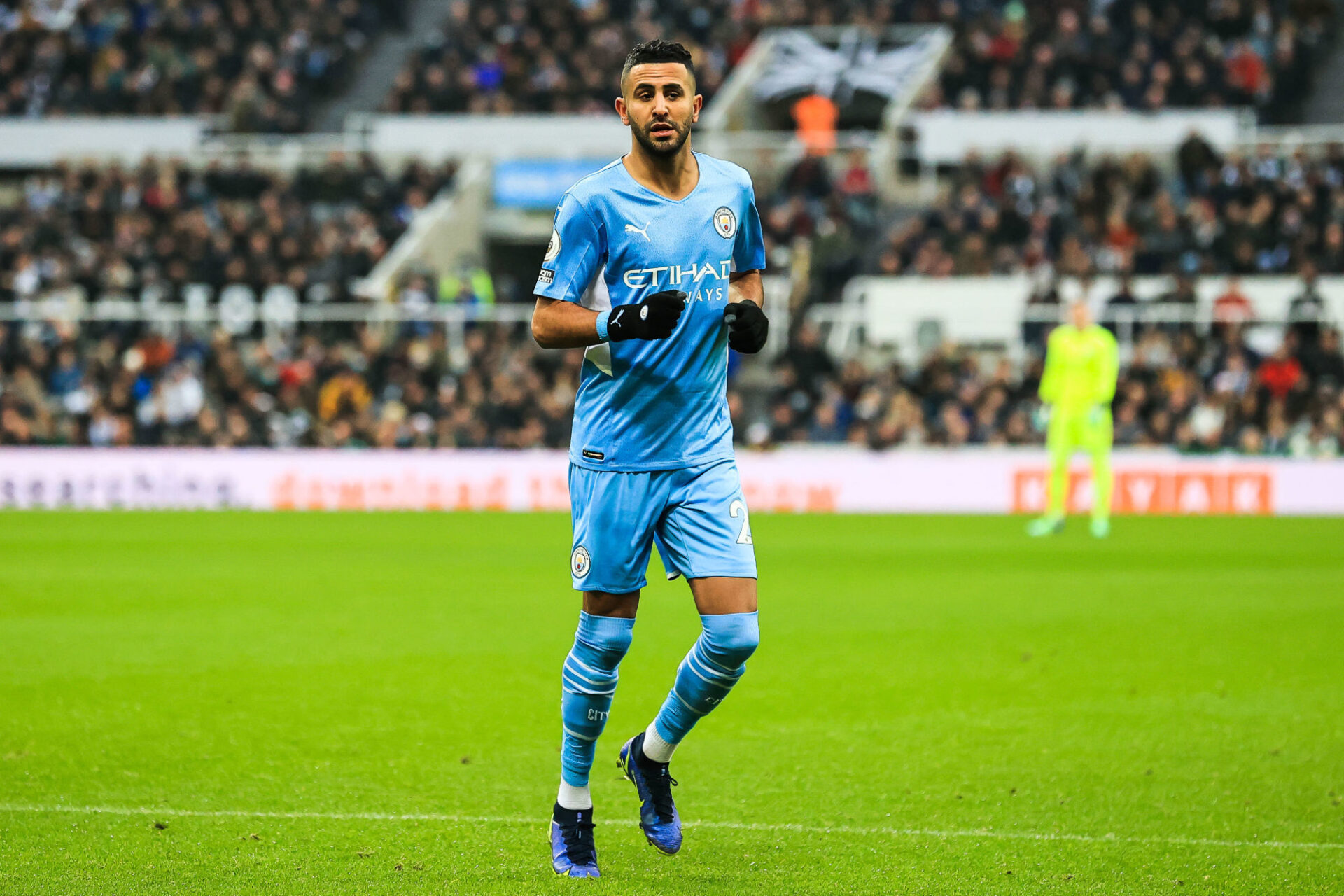 Mahrerz  prolonge jusqu'en 2025 avec Manchester City / Icon Sport