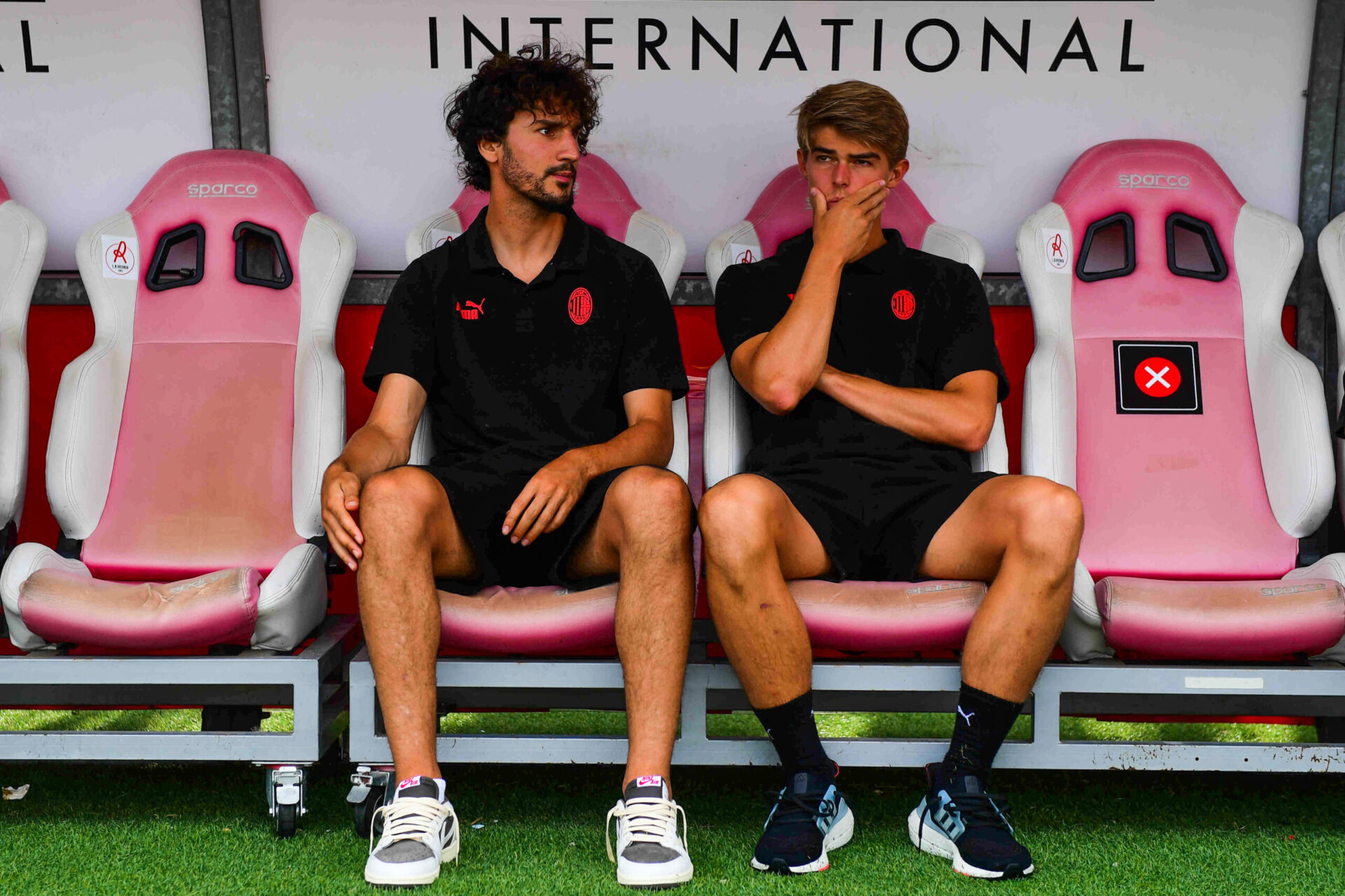 Charles De Ketelaere et Yacine Adli, deux nouveaux visages au Milan AC - Icon sport