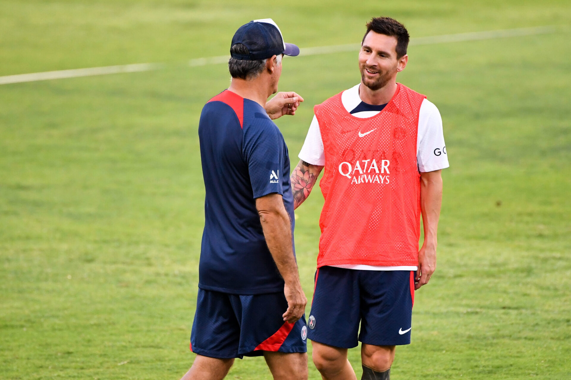 Christophe Galtier avec Lionel Messi lors d'un entraînement du Paris Saint-Germain (Icon Sport)