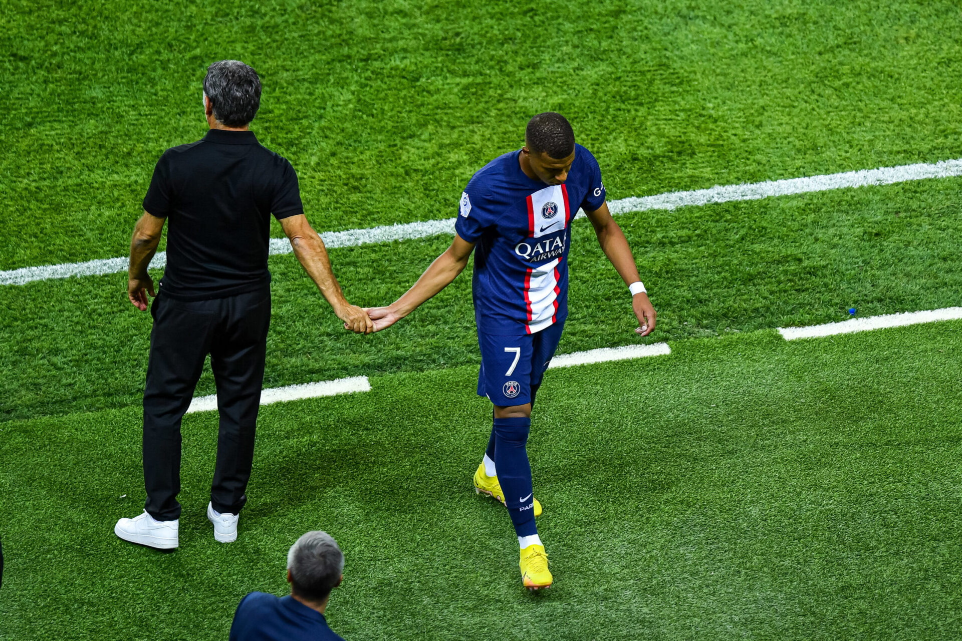 Kylian Mbappé est sorti avant la fin de la rencontre contre Montpellier. Icon Sport