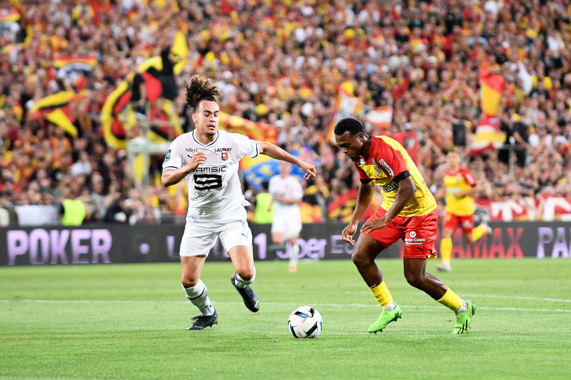 Lens continue son excellent d&eacute;but de saison (Icon Sport)