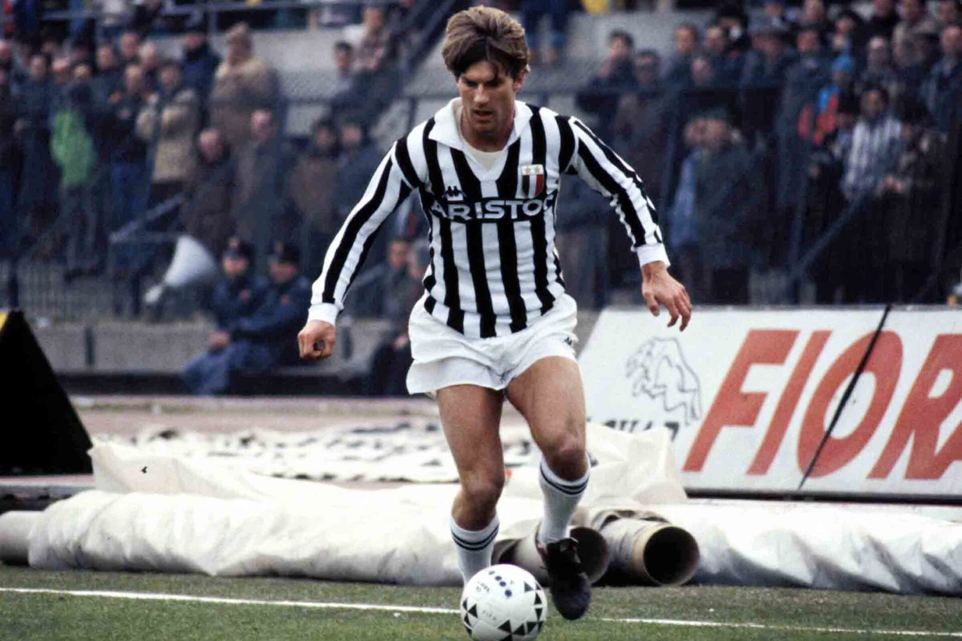 Michael Laudrup, en action avec la Juventus. Icon Sport Michael Laudrup, en action avec la Juventus. Icon Sport