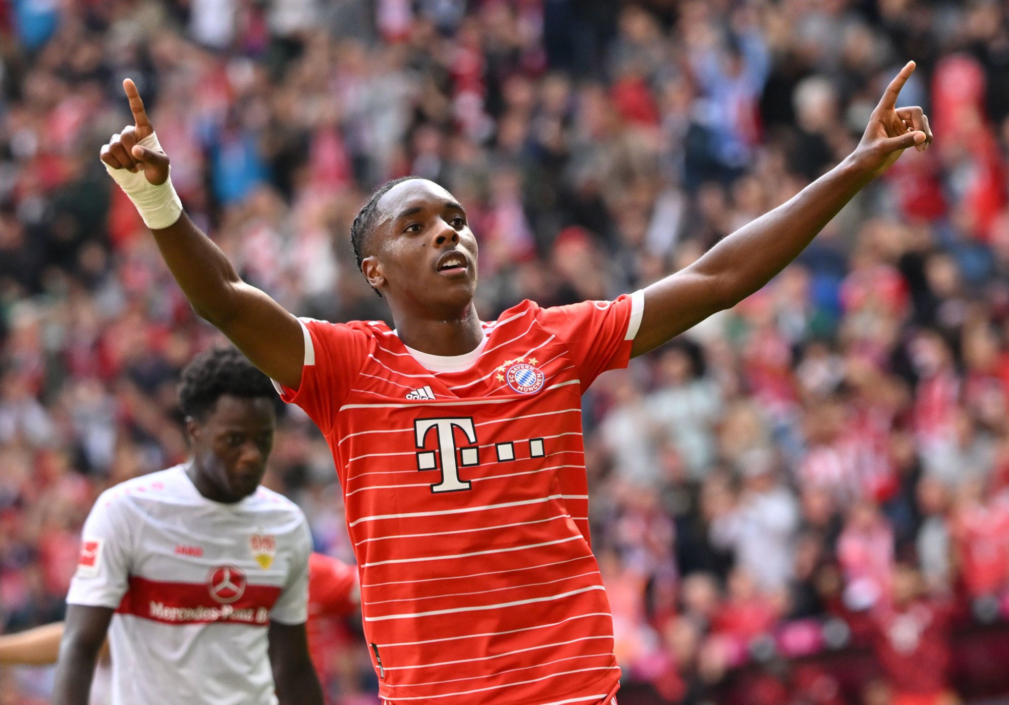 Bayern : Mathys Tel bat encore des records de précocité
