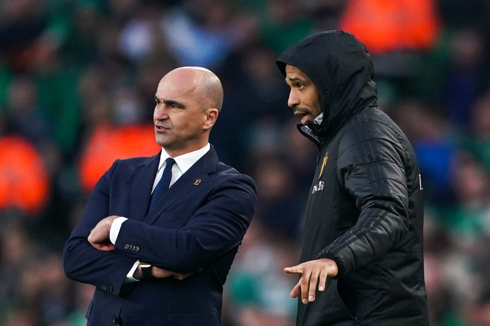 Thierry Henry aux c&ocirc;t&eacute;s de Roberto Martinez (Icon Sport)