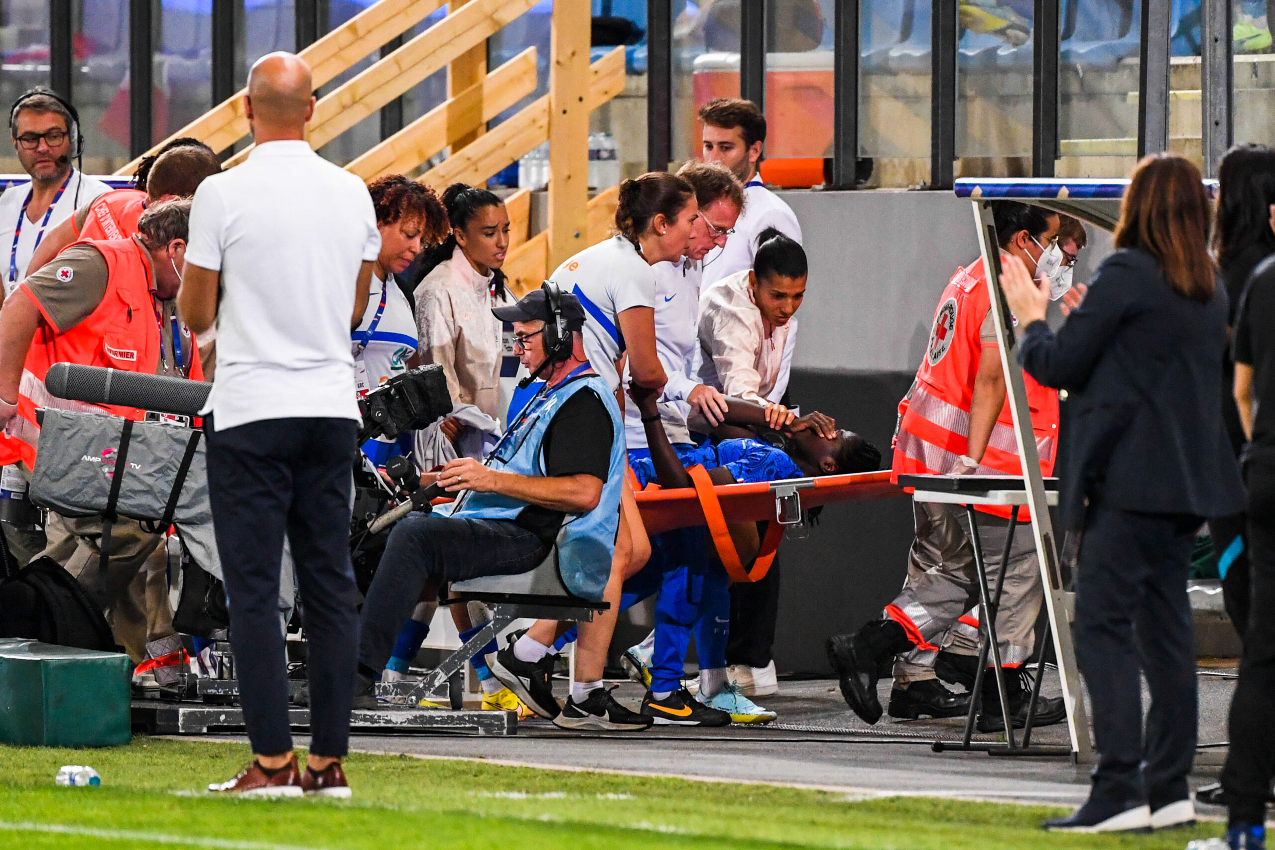 Griedge Mbock a été victime d'une grave blessure avec l'équipe de France. (Icon Sport)