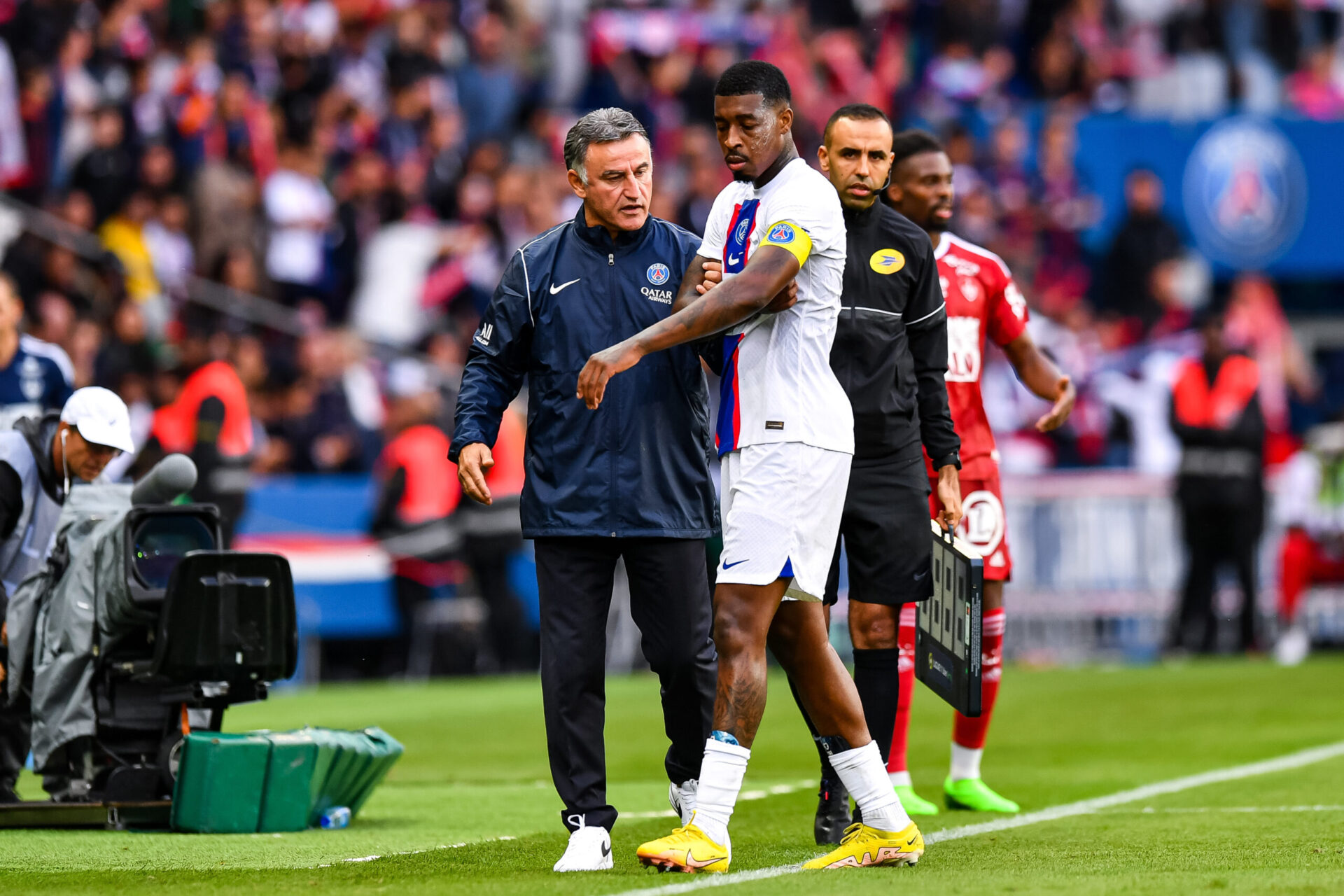 Presnel Kimpembe est sorti sur blessure contre Brest. (Icon Sport) Presnel Kimpembe est sorti sur blessure contre Brest. (Icon Sport)