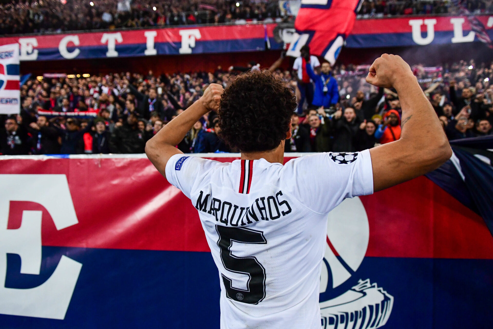 Marquinhos avec le public du Paris Saint-Germain (Icon Sport)