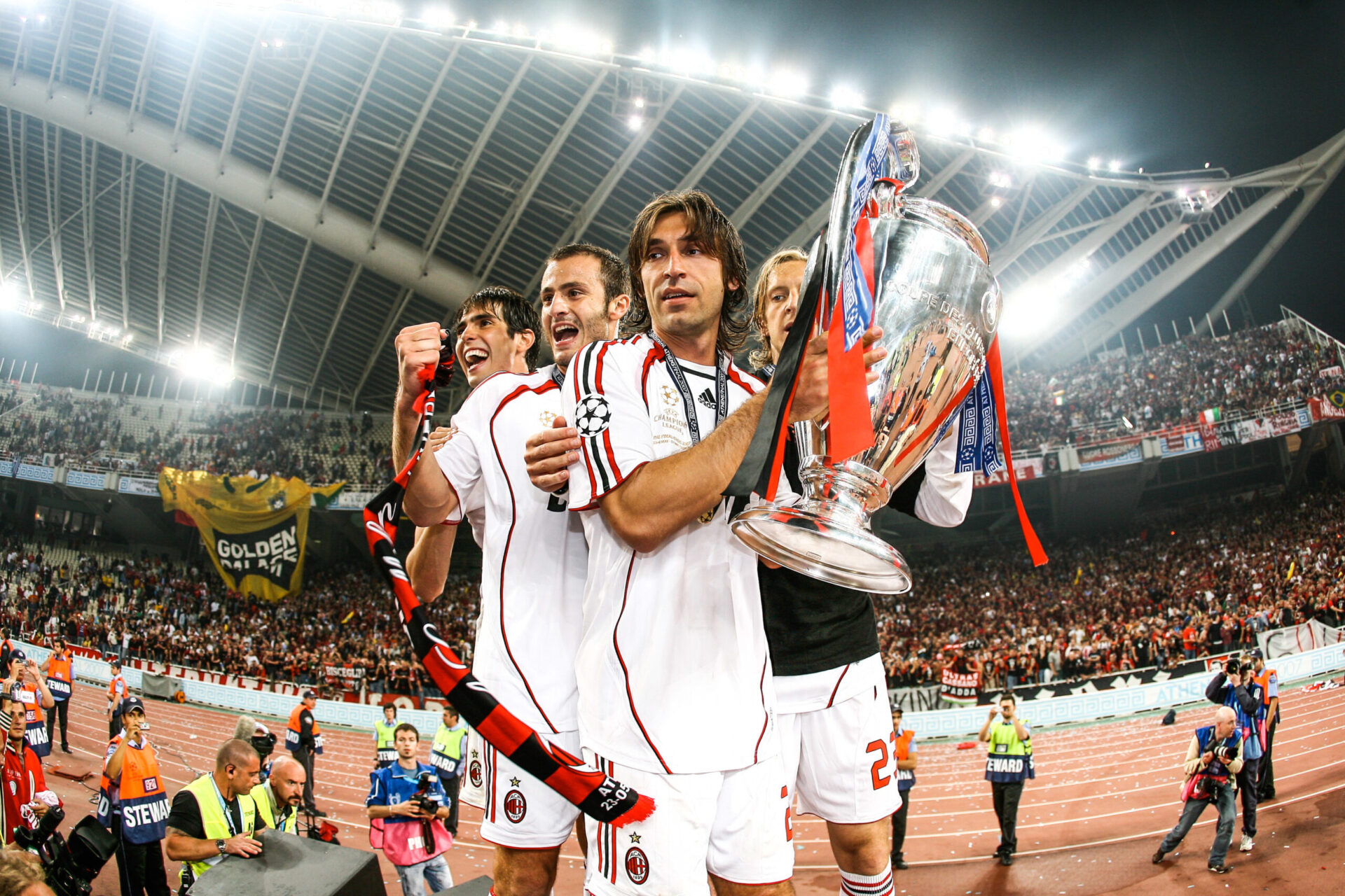 Andrea Pirlo ha vinto diversi trofei con il Milan, tra cui la Champions League nel 2007 (Ikon Sport)