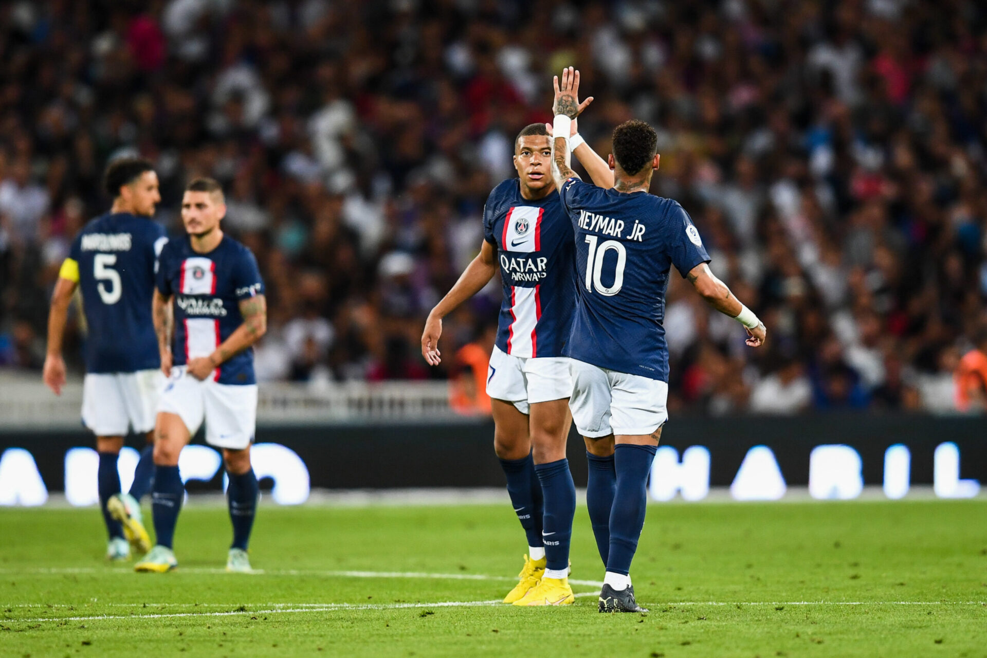Mbapp&eacute; a encore marqu&eacute;, Messi a encore pass&eacute; ! (IconSport)