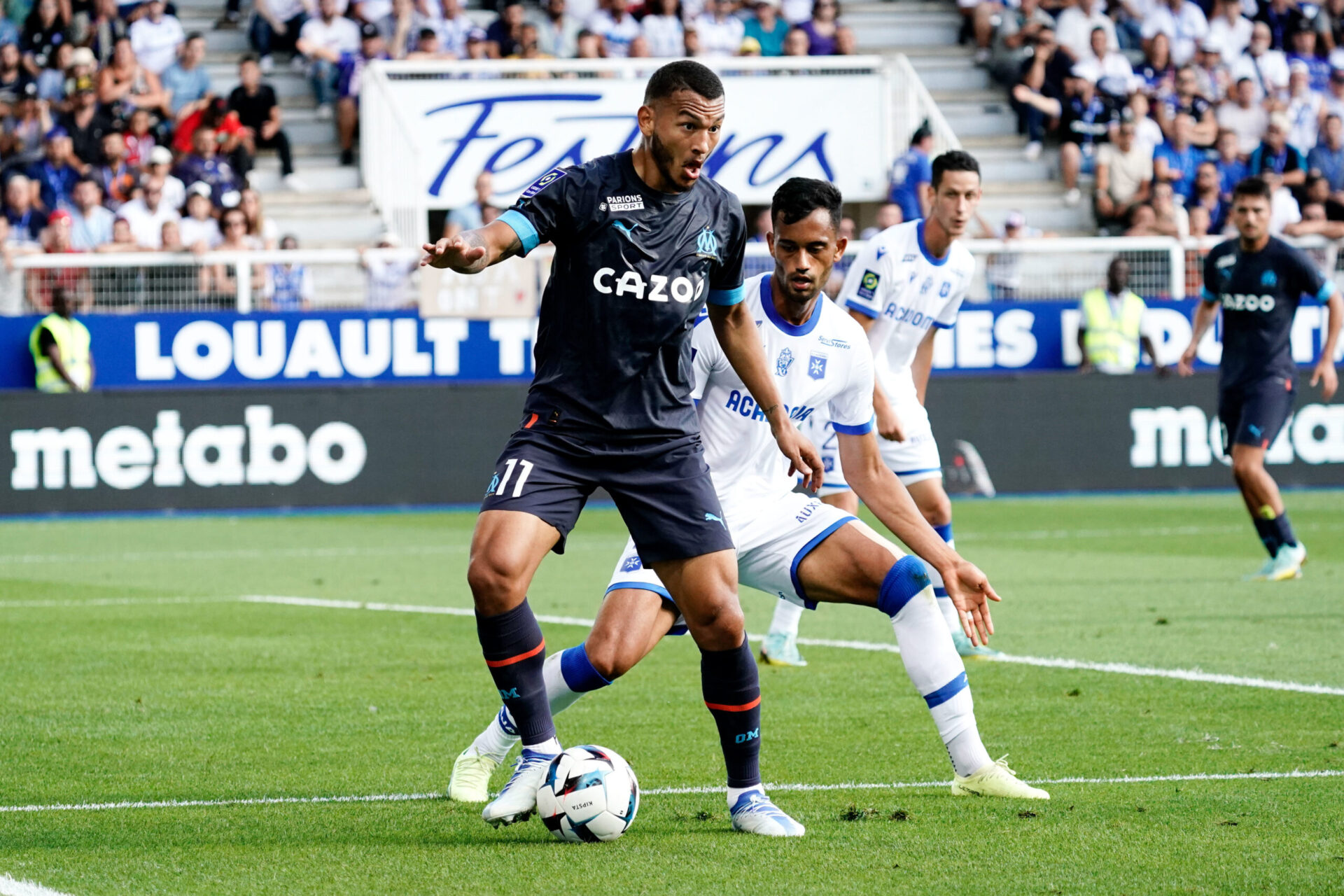 Luis Suarez &eacute;tait titulaire avec l'OM contre l'AJ Auxerre. (icon sport)
