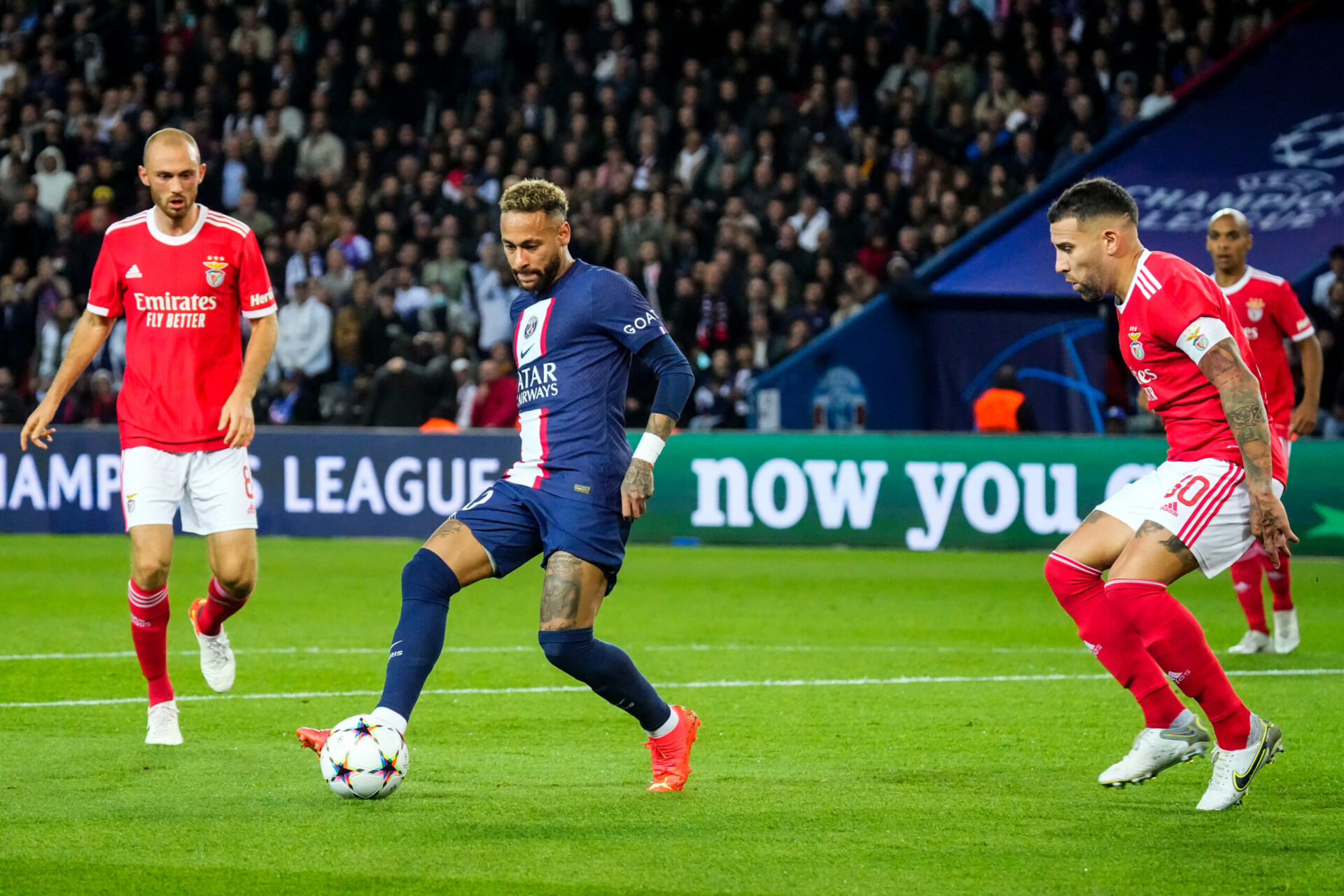 Neymar n'a pas r&eacute;ussi &agrave; briller face &agrave; Benfica (Icon Sport)