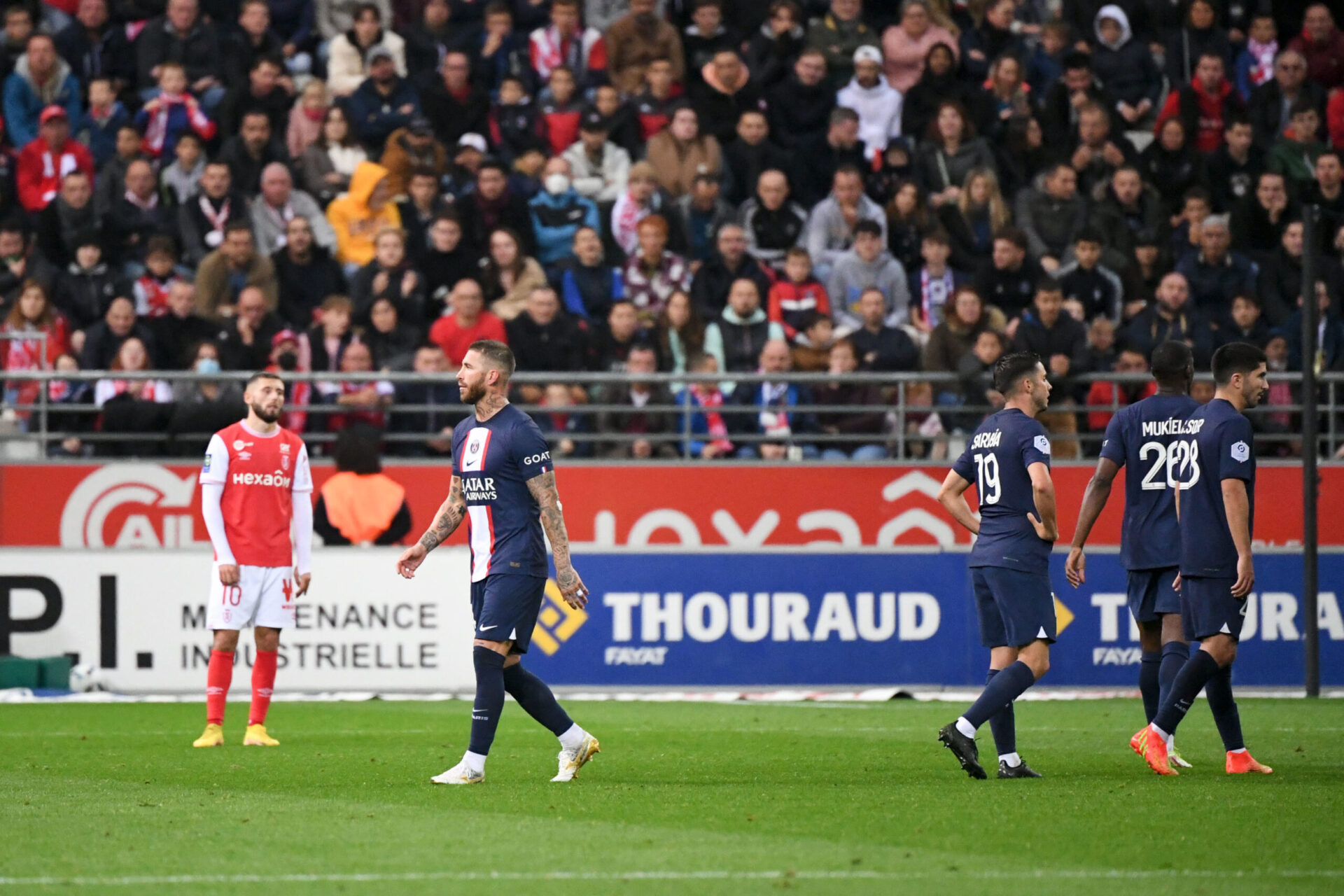Sergio Ramos (PSG) quitte le stade apr&egrave;s son carton rouge (Icon Sport)