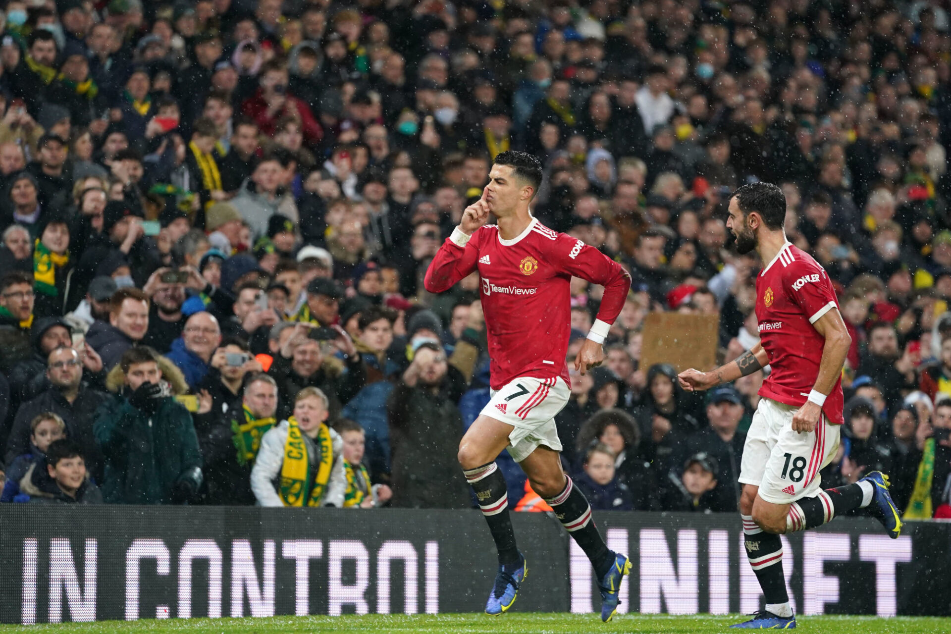 Cristiano Ronaldo marquant le but de la victoire face à Norwich en 2021/2022 (Icon Sport) Cristiano Ronaldo marquant le but de la victoire face à Norwich en 2021/2022 (Icon Sport)