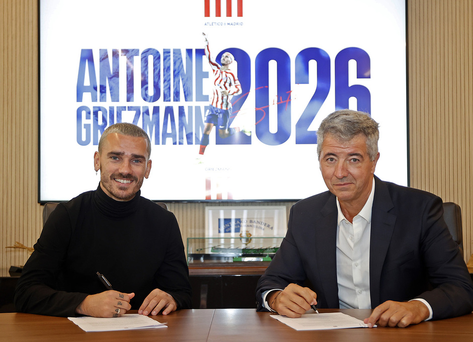 Antoine Girezmann a signé son nouveau contrat avec l'Atlético de Madrid. (Atlético) Antoine Girezmann a signé son nouveau contrat avec l'Atlético de Madrid. (Atlético)