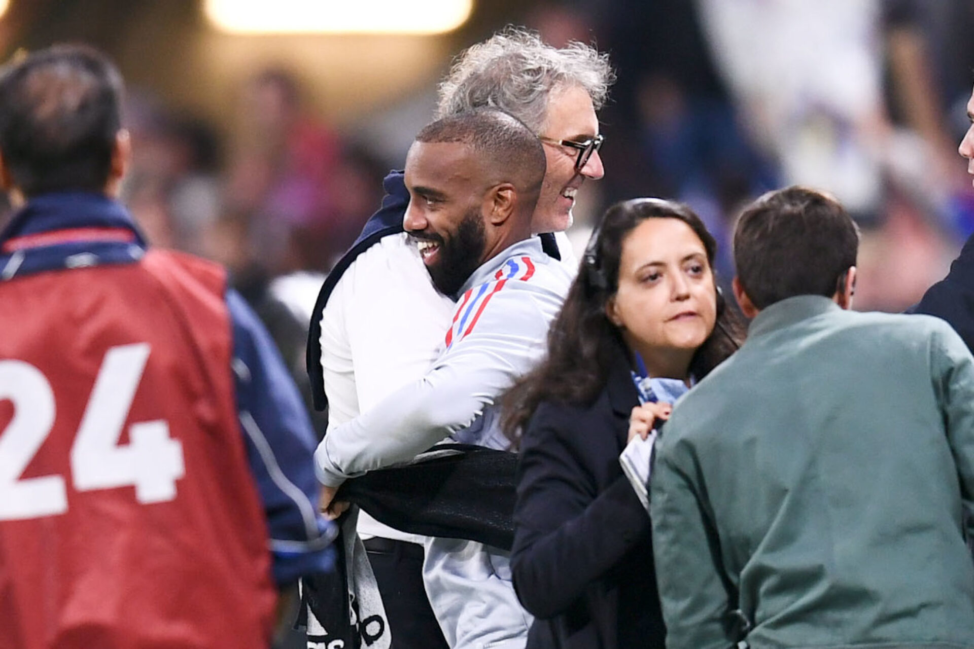 Alexandre Lacazette retrouve de sa superbe avec Laurent Blanc. (Icon Sport)