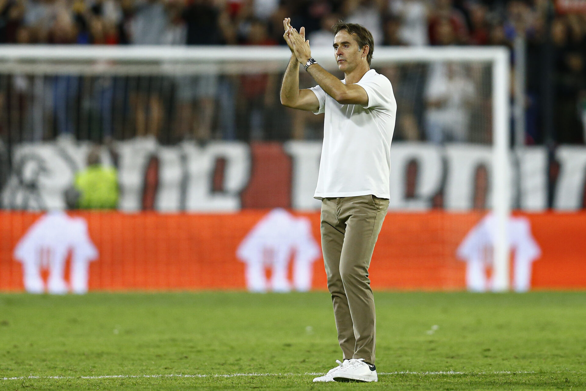 D&egrave;s le d&eacute;part de Bruno Lage, les Wolves ont fait de Julen Lopetegui leur priorit&eacute; pour le remplacer (Icon Sport)