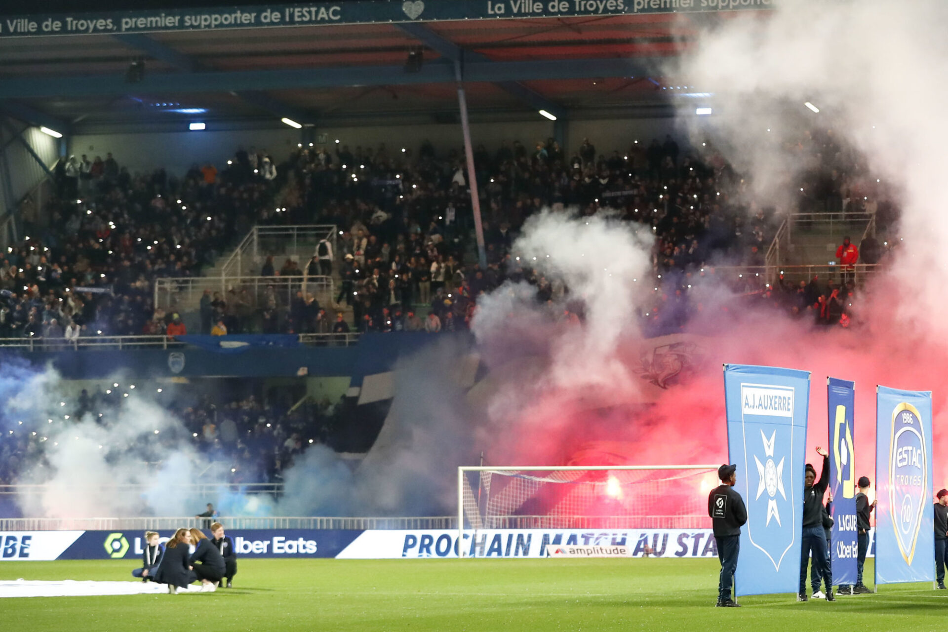 Belle ambiance au stade de l'Aube pour ce derby entre Troyes et Auxerre (iconsport)