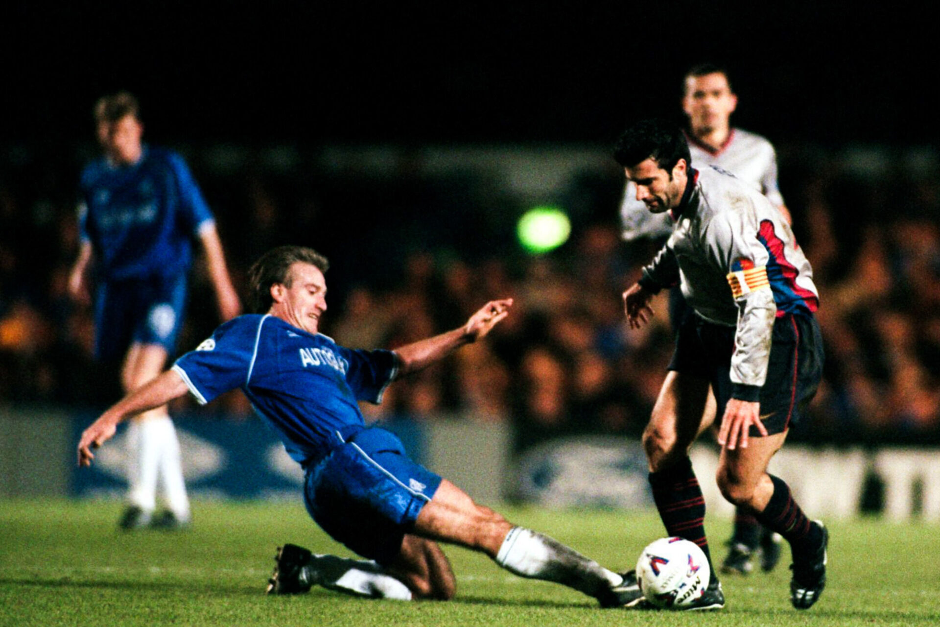 Luis Figo vs Didier Deschamps in April 2000 (ICONSPORT)