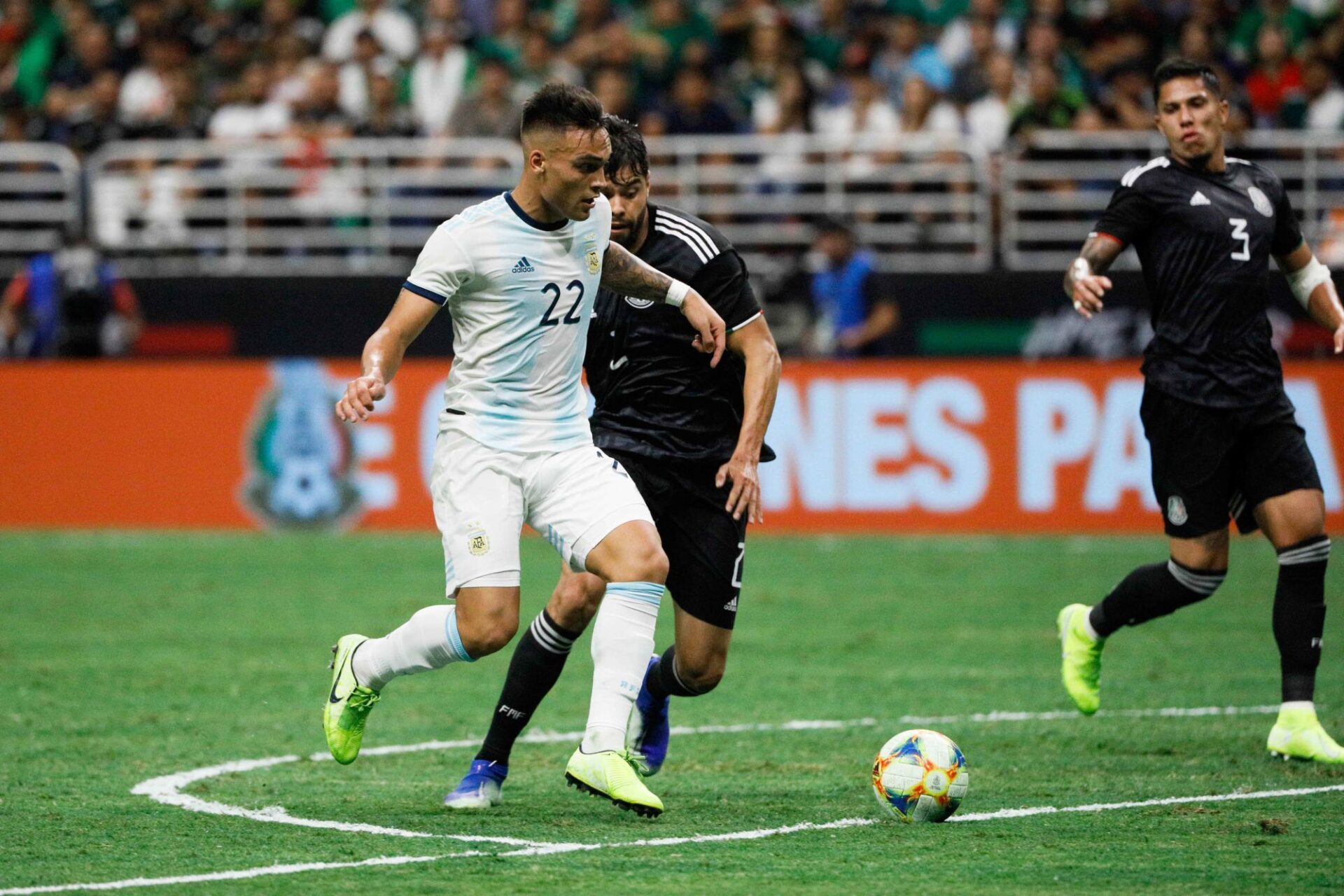 La derni&egrave;re rencontre entre l'Argentine et le Mexique, le 11 septembre 2019, s'&eacute;tait sold&eacute;e sur une victoire de l'Albiceleste 4-0 (Icon Sport)