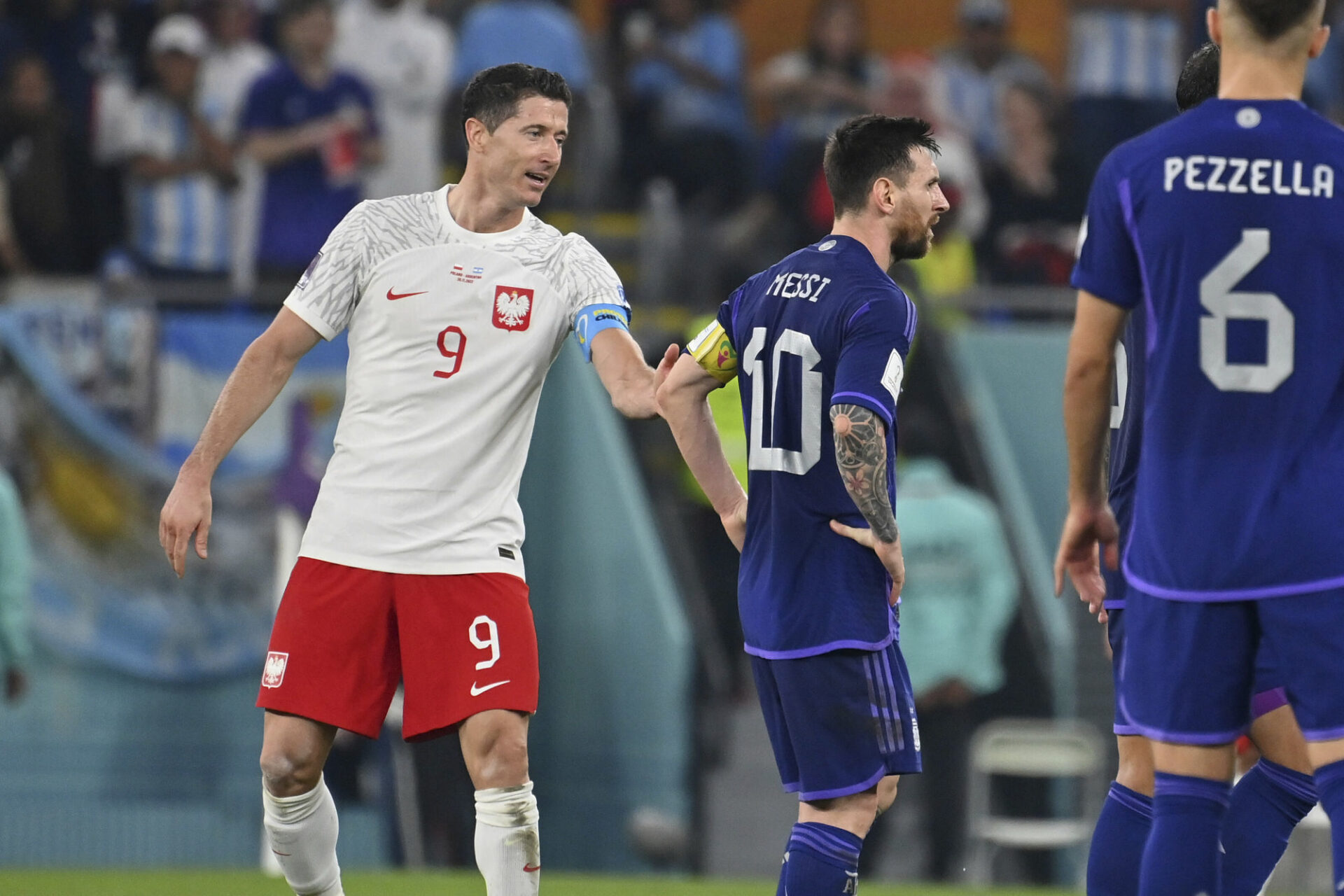 Robert Lewandowski avec Leo Messi. (Icon Sport)