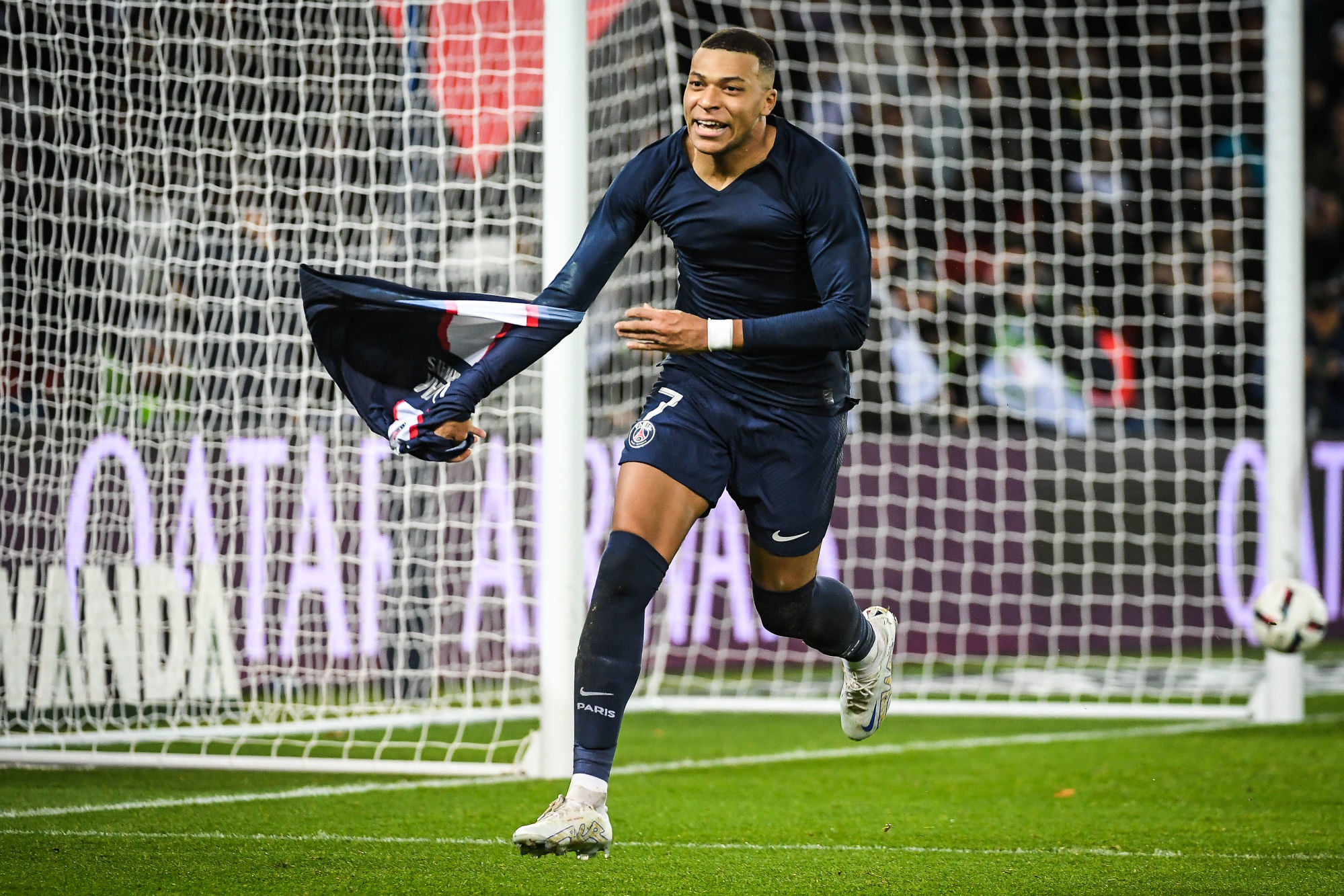 La joie de Kylian Mbappé lors de la victoire du PSG face à Strasbourg (Icon Sport) La joie de Kylian Mbappé lors de la victoire du PSG face à Strasbourg (Icon Sport)