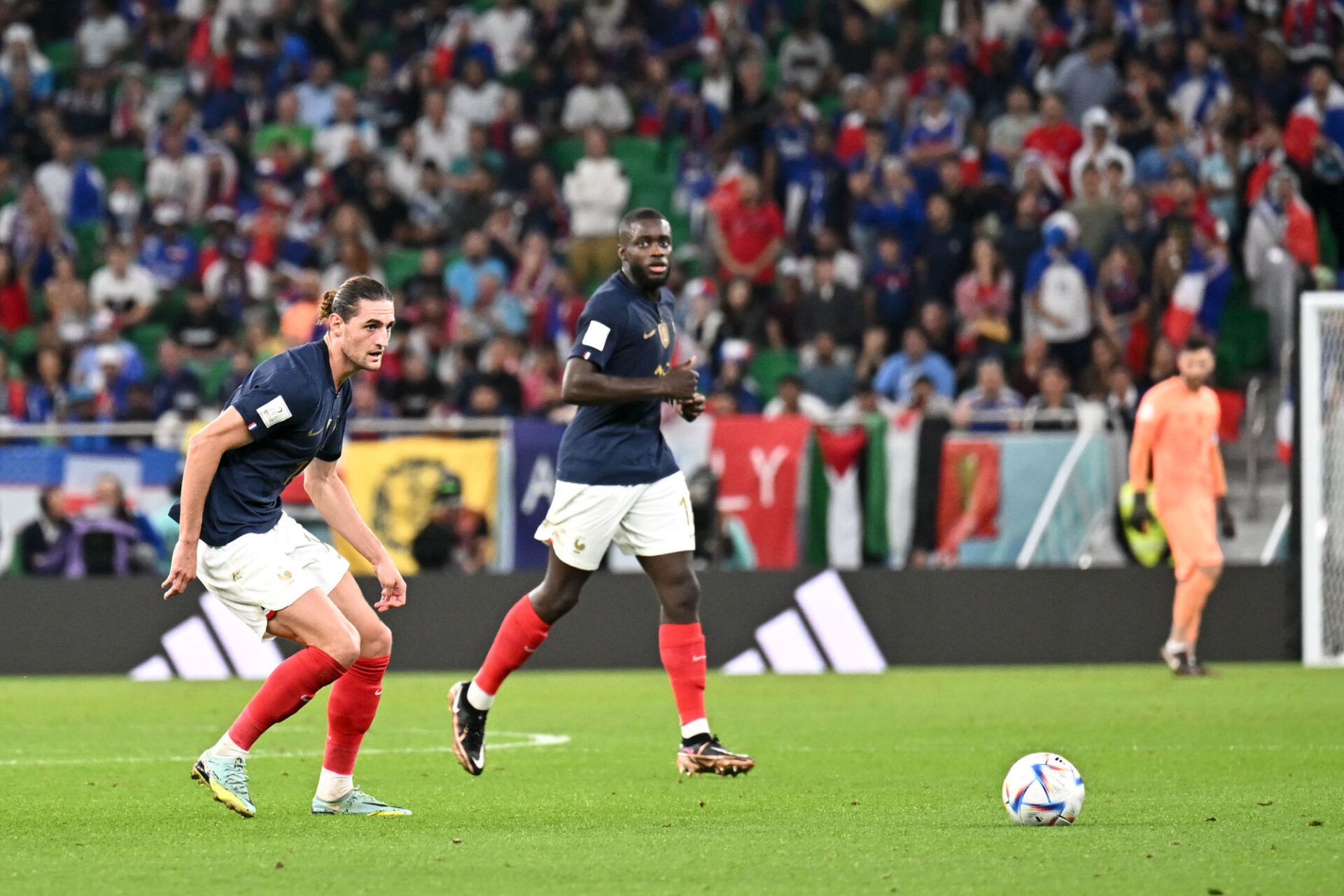 Adrien Rabiot et Dayot Upamecano devraient bien d&eacute;buter avec l'&eacute;quipe de France (Icon Sport)