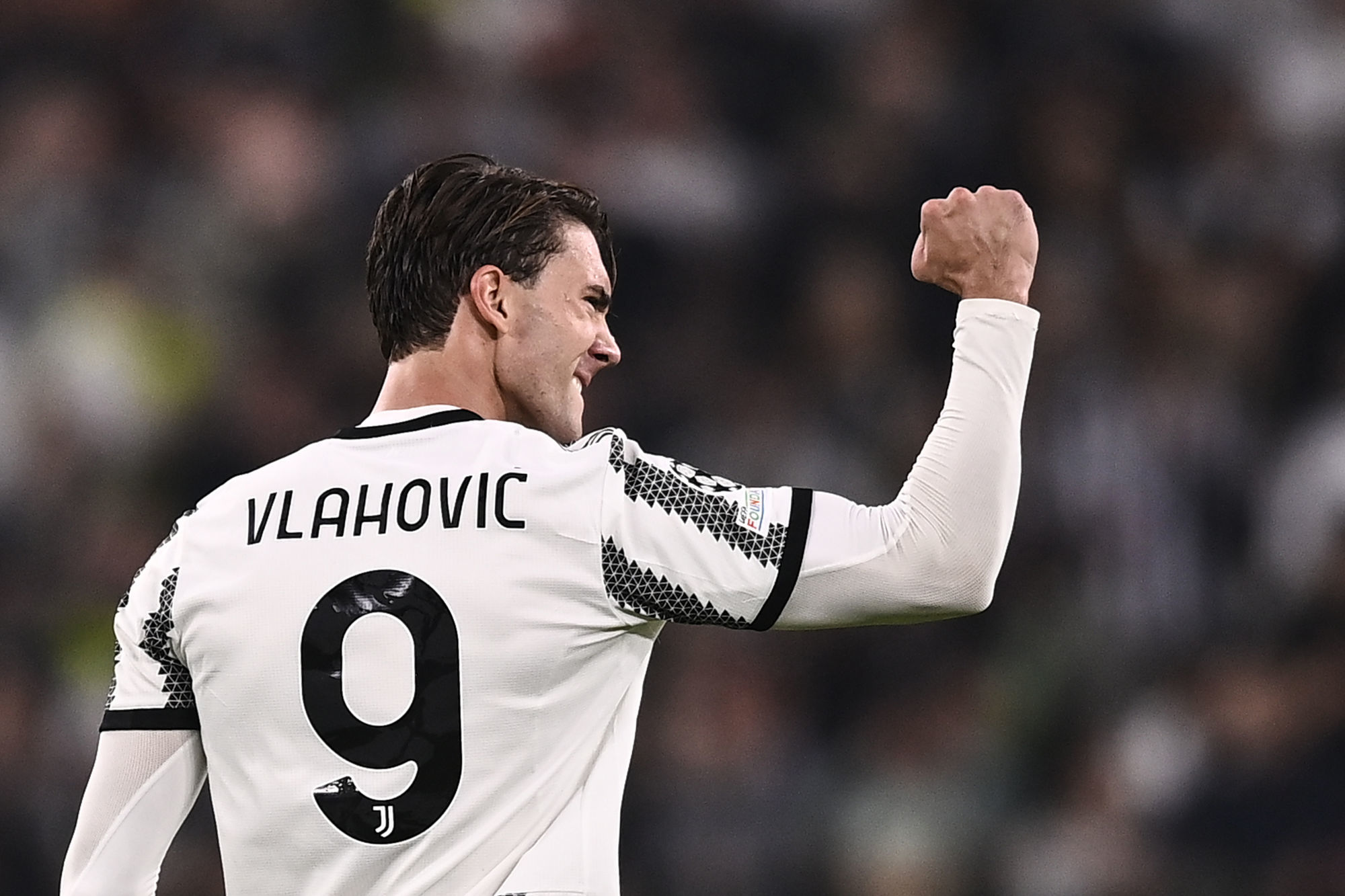 Is an English club willing to do anything for Vlahovic?  — foot11.com