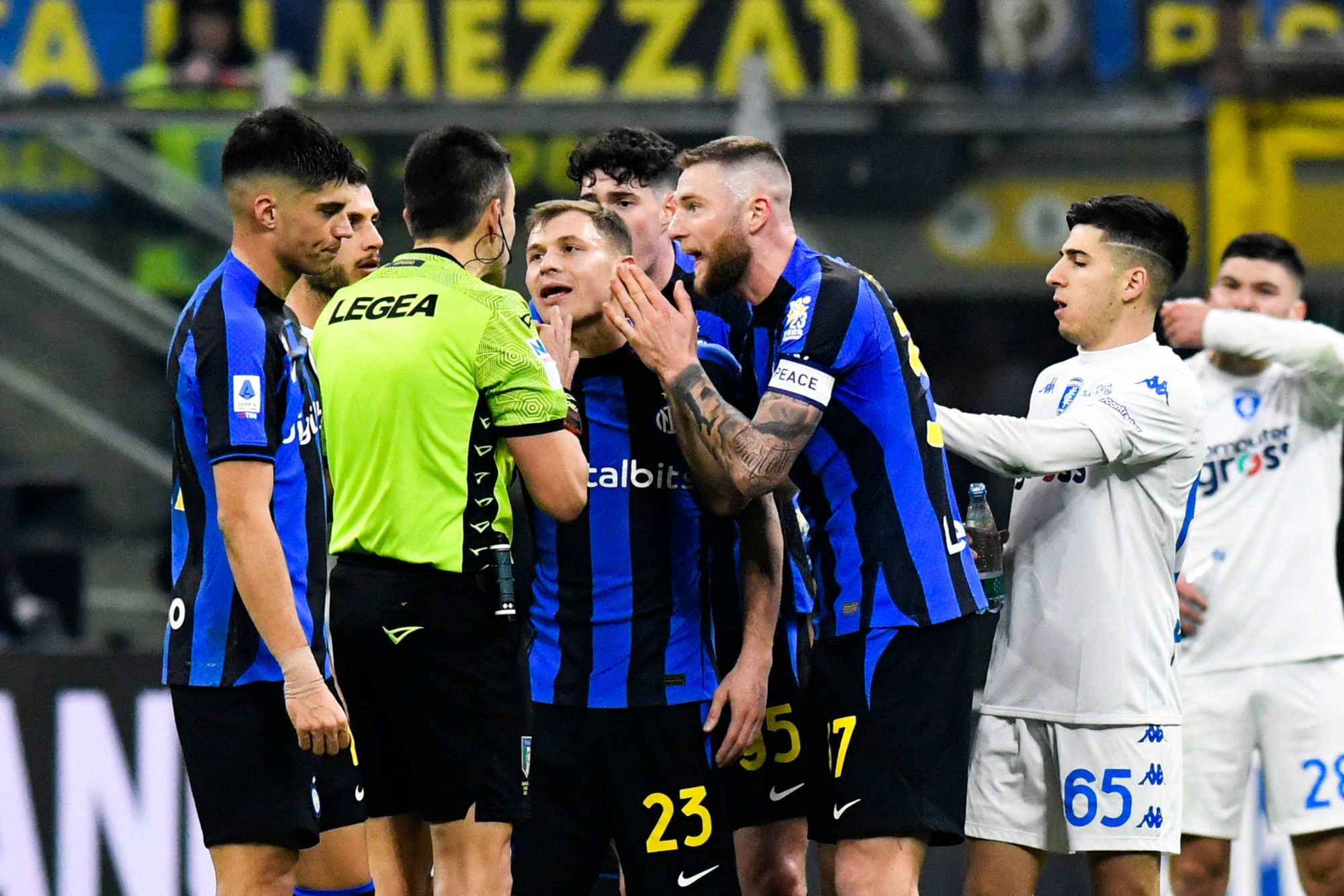 Milan Skriniar a été exclu lundi soir lors du match de Serie A entre l'Inter Milan et Empoli (Icon Sport) Milan Skriniar a été exclu lundi soir lors du match de Serie A entre l'Inter Milan et Empoli (Icon Sport)