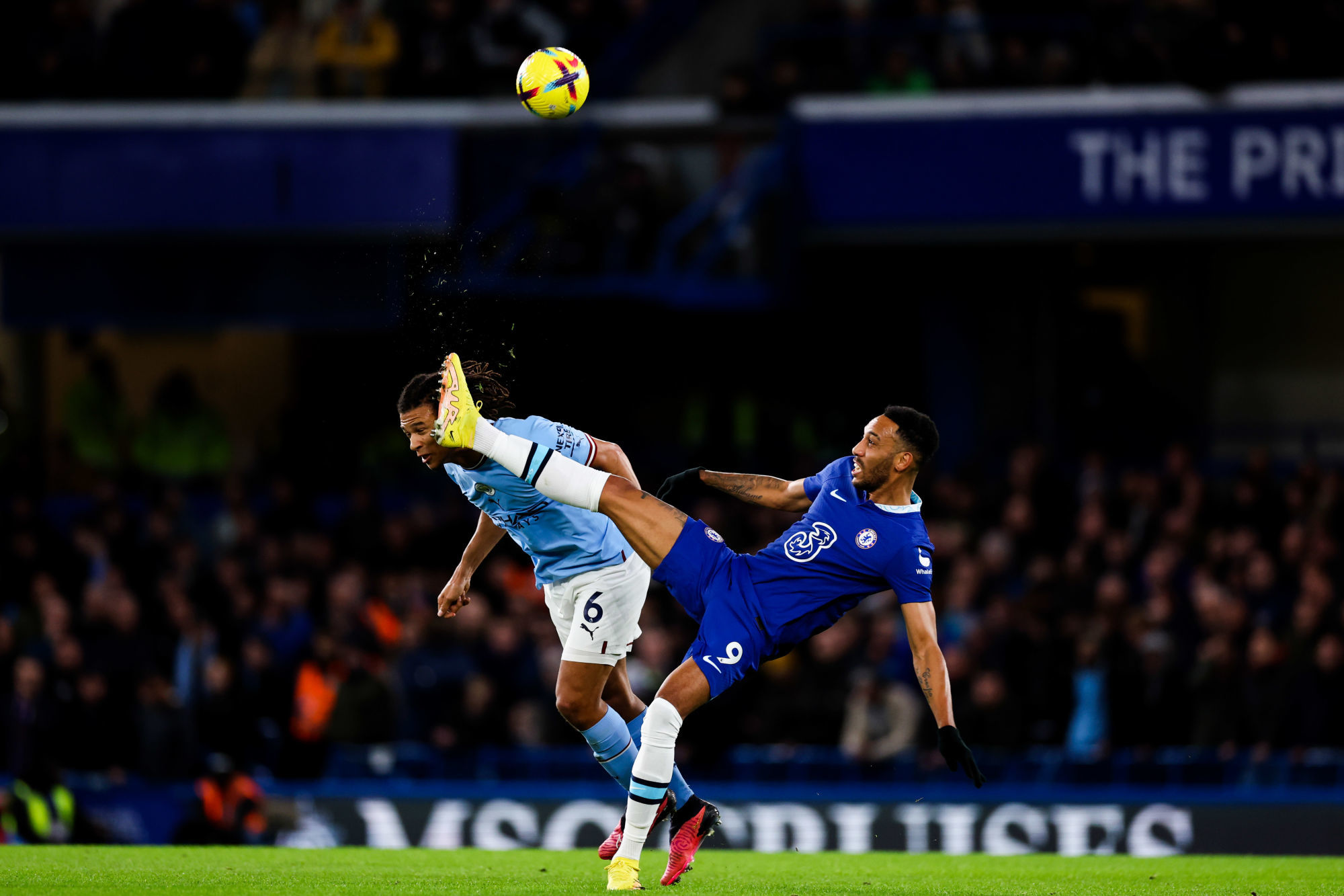 Chelsea et Manchester City sont dos à dos à la pause (Icon Sport) Chelsea et Manchester City sont dos à dos à la pause (Icon Sport)
