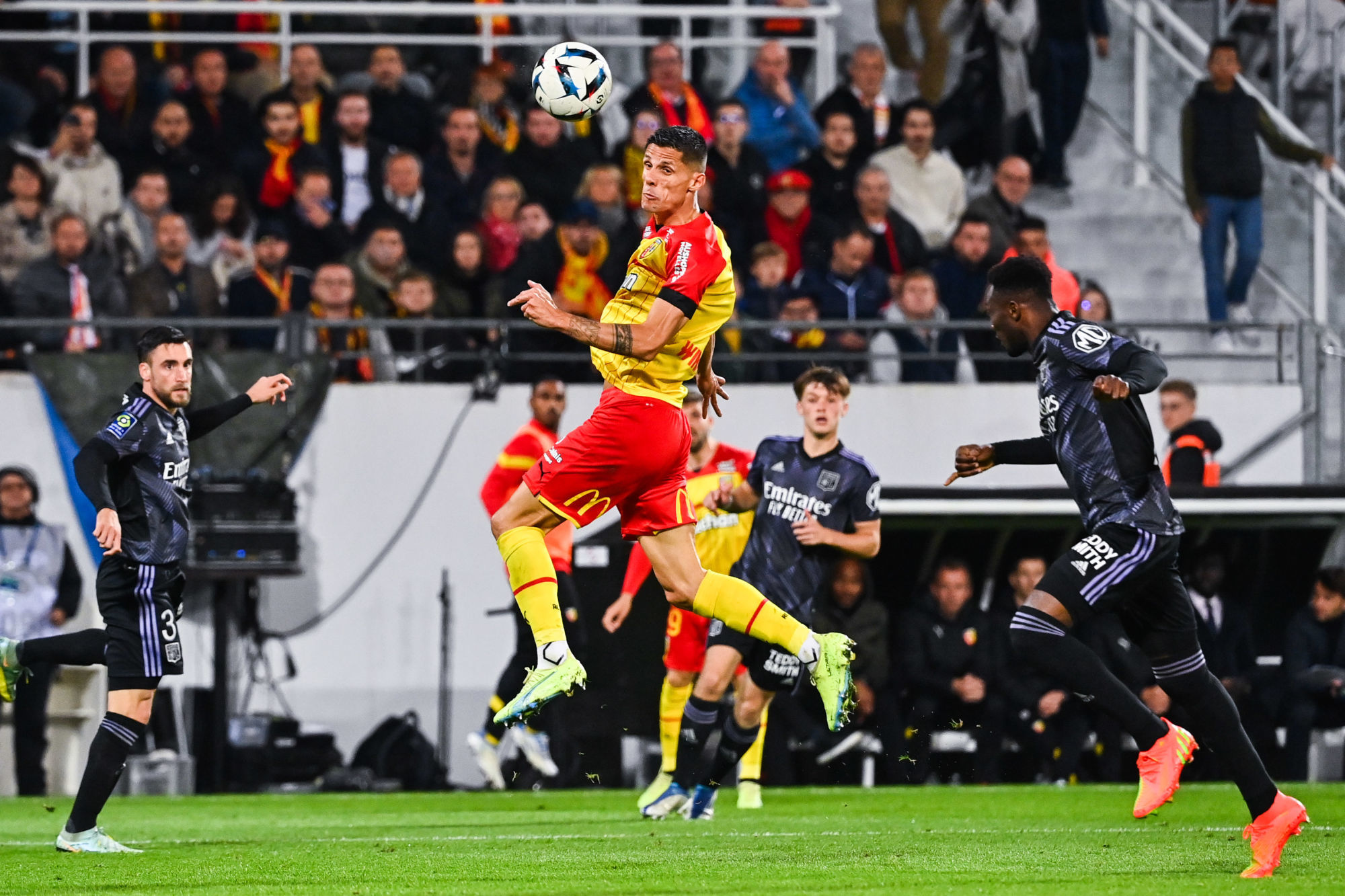 Au match aller, Lens a battu Lyon au stade Bollaert gr&acirc;ce &agrave; un penalty de Florian Sotoca (Icon Sport)