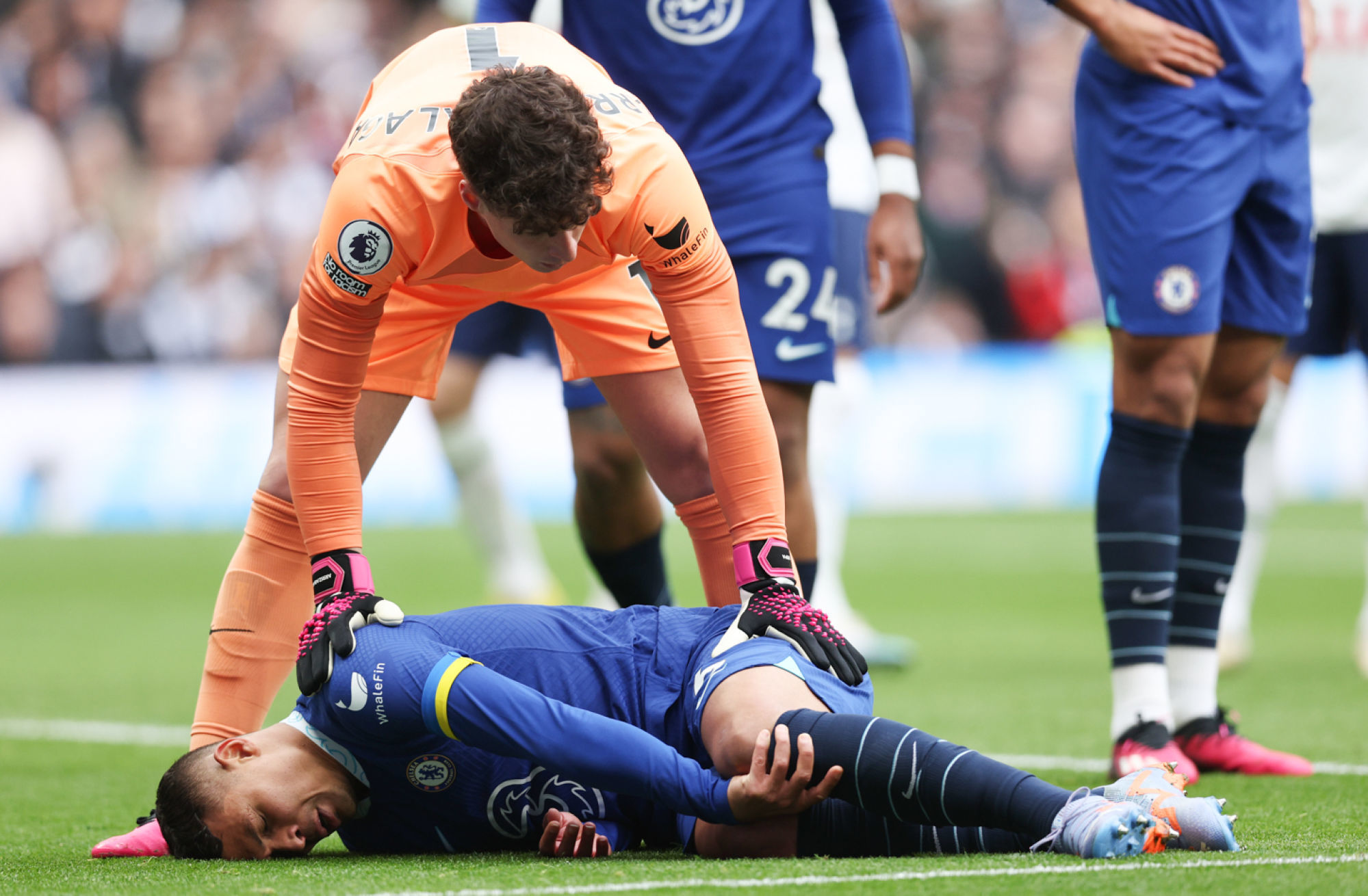 Thiago Silva a dû céder sa place en début de match face à Tottenham. (Icon Sport) Thiago Silva a dû céder sa place en début de match face à Tottenham. (Icon Sport)