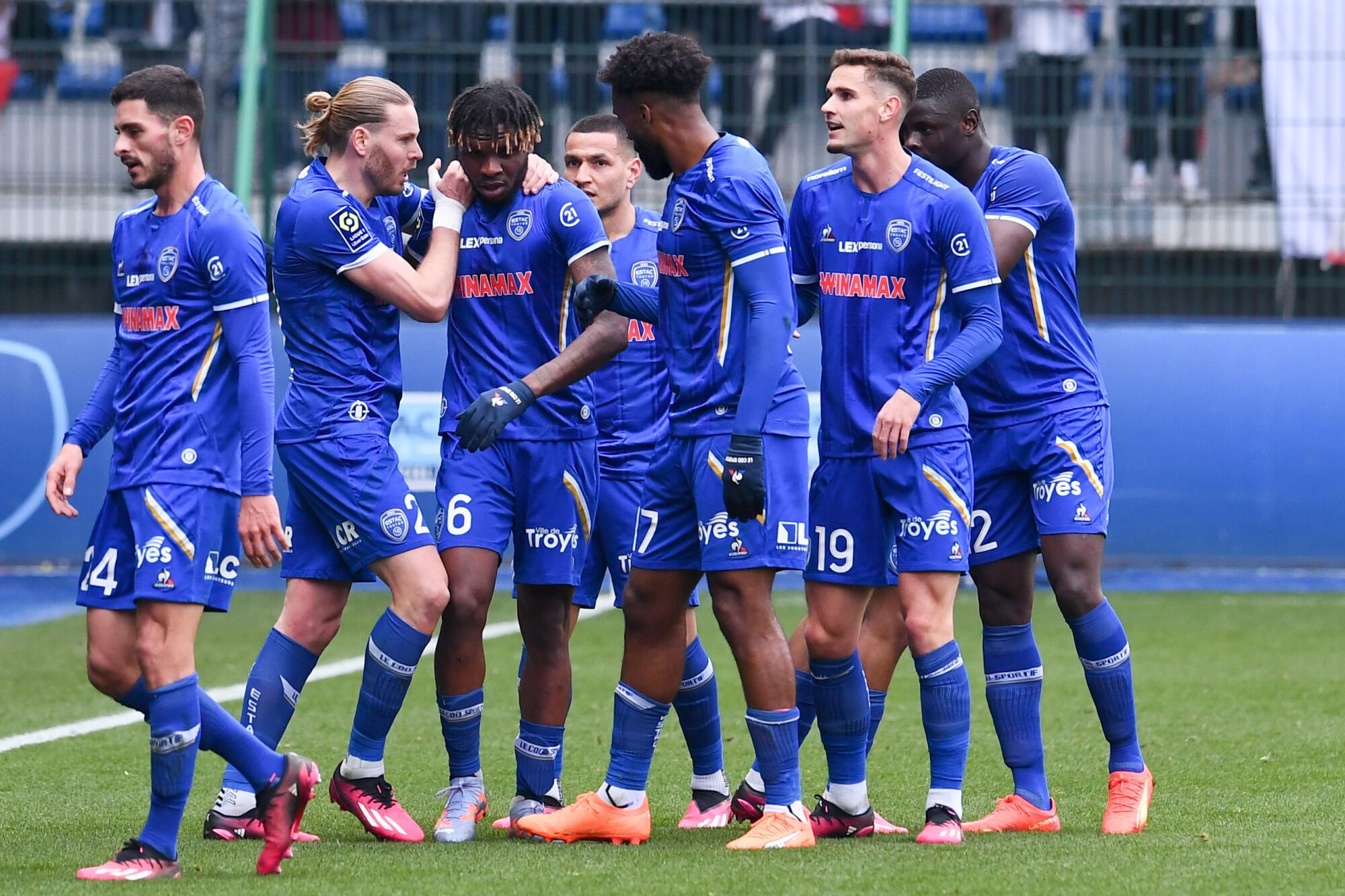 La bonne op&eacute;ration de l'OM, qui se rach&egrave;te &agrave; Rennes en Ligue 1. (Icon Sport)