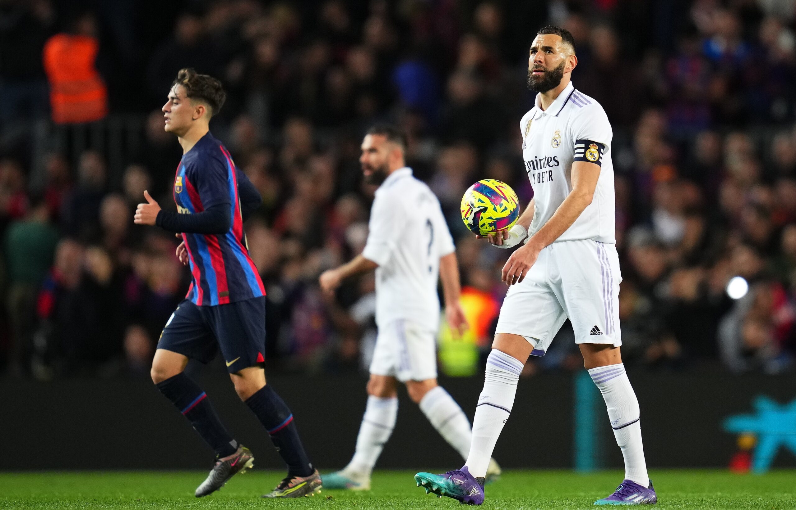 Benzema et plusieurs de ses co&eacute;quipiers ont re&ccedil;u une tr&egrave;s mauvaise note pour leur prestation face au Bar&ccedil;a (Icon Sport)