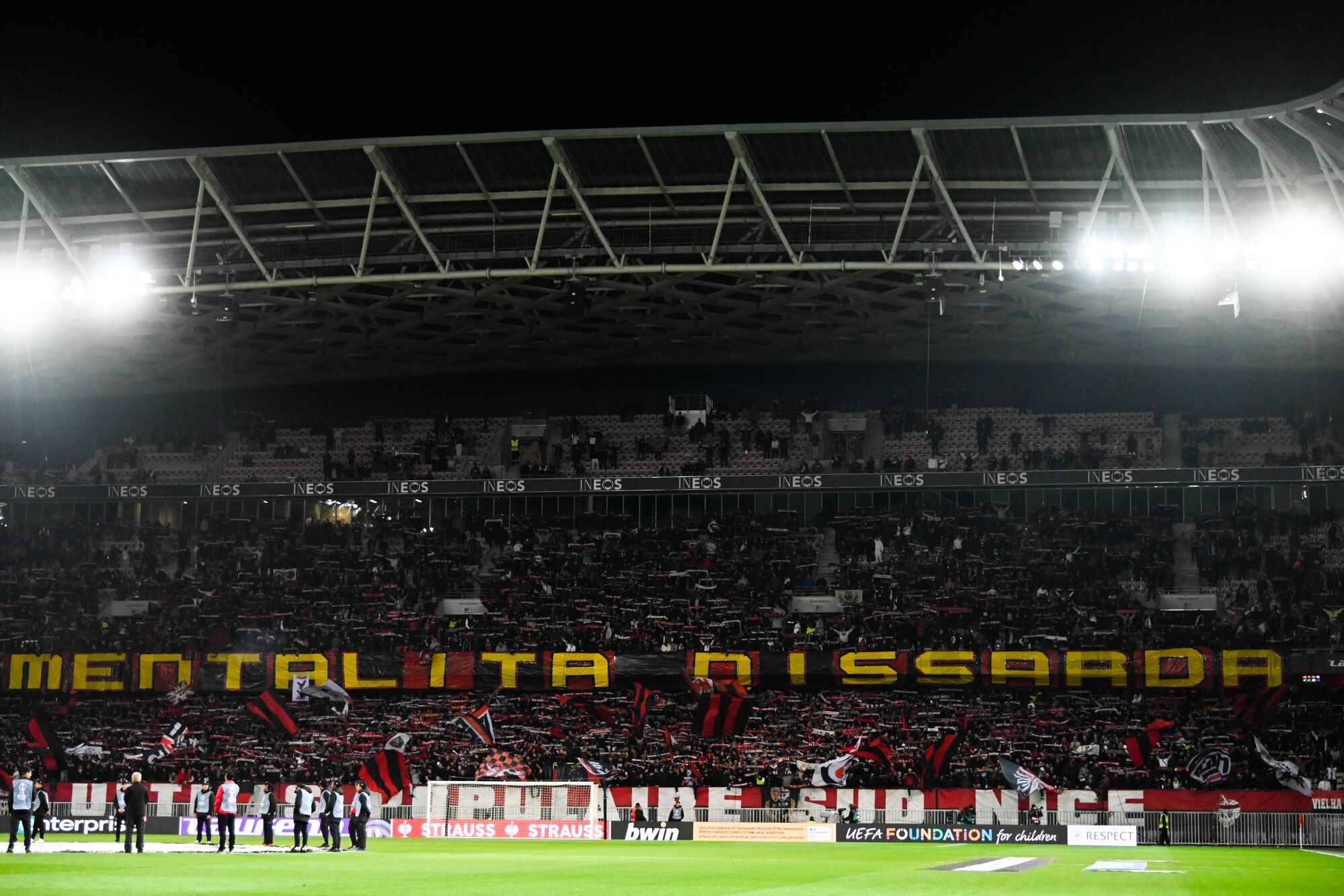 Les supporters de l'OGC Nice r&eacute;pondent pr&eacute;sent pour ce rendez-vous europ&eacute;en (Icon Sport)