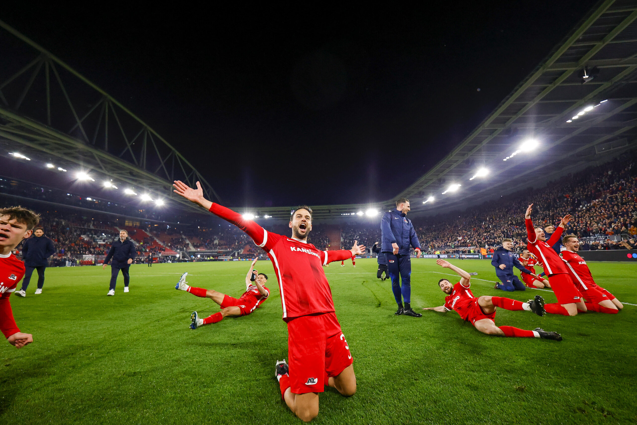 L'AZ Alkmaar va devoir r&eacute;aliser un sans-faute sur ses trois derniers matchs de Ligue Europa Conf&eacute;rence pour que les Pays-Bas d&eacute;passent la France au coefficient UEFA (Icon Sport)