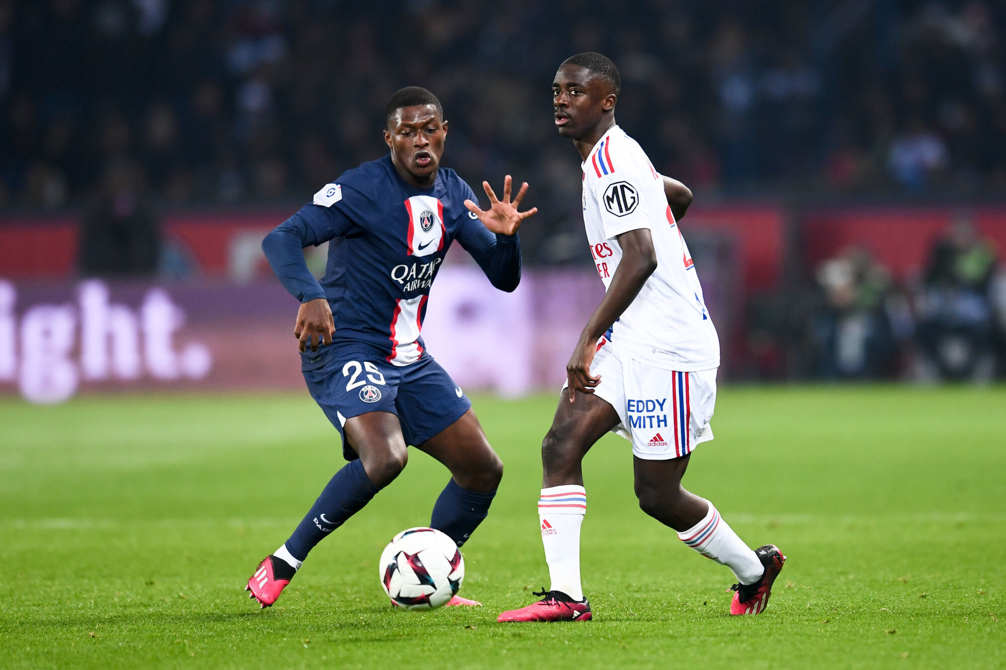 Saël Kumbedi, avec l'OL. (Icon Sport) Saël Kumbedi, avec l'OL. (Icon Sport)