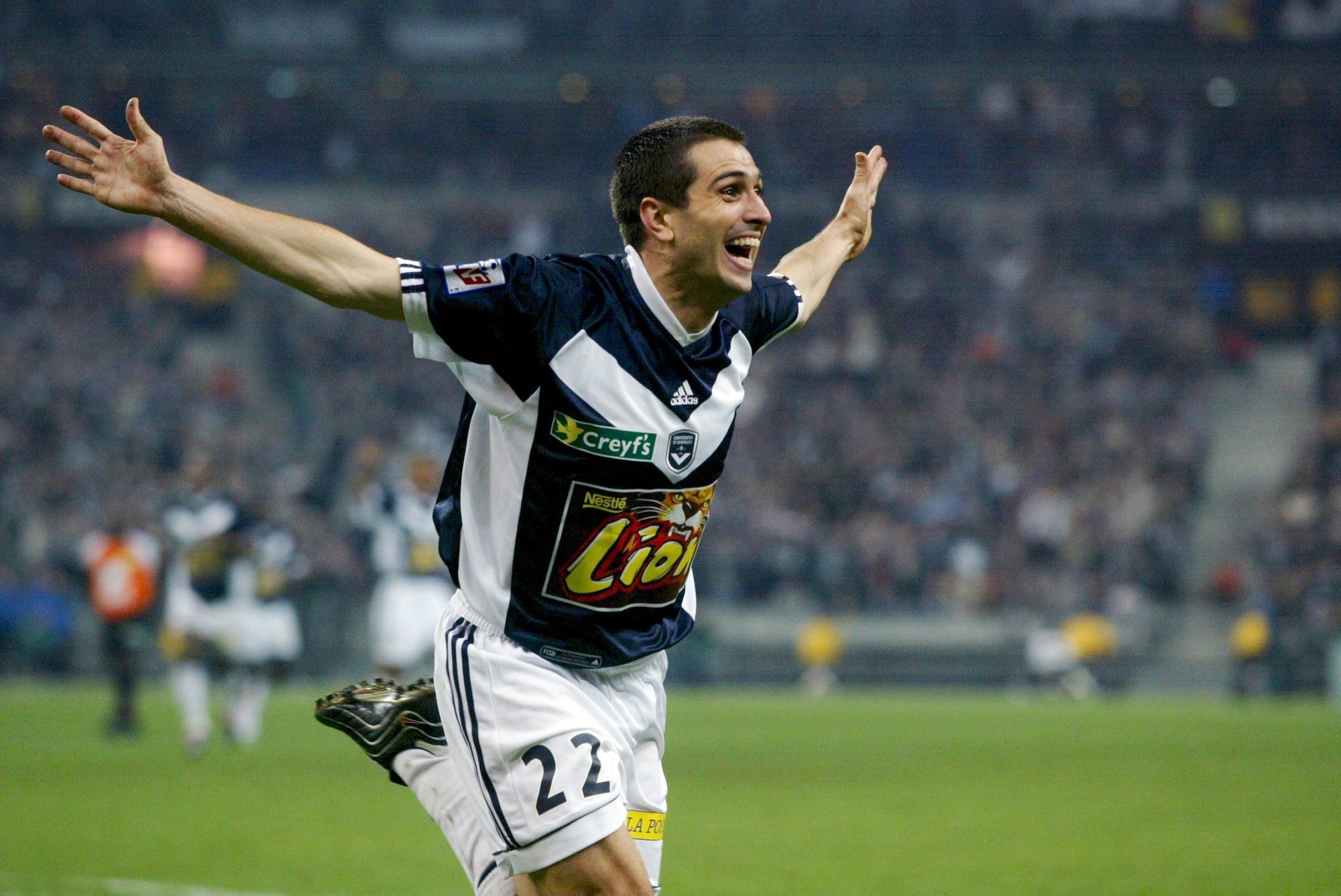 Pedro Miguel Pauleta, ici sous les couleurs des Girondins de Bordeaux, lors de la finale de Coupe de la Ligue en 2002. (IconSport)